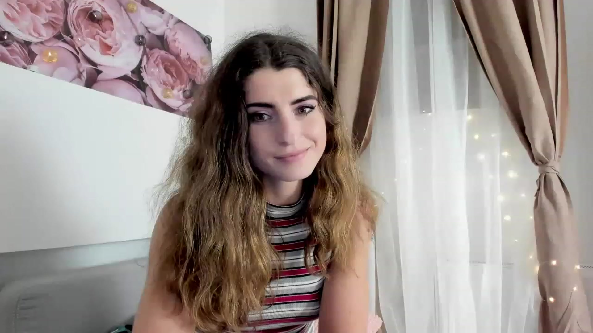 Gallery image thumbnail from EVA__LOVIA_'s myfreecams stream on, 11/19/2022, 16:44 image 2 of 20