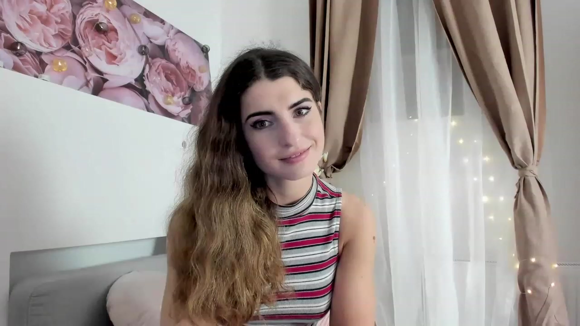 Gallery image thumbnail from EVA__LOVIA_'s myfreecams stream on, 11/19/2022, 17:12 image 2 of 20