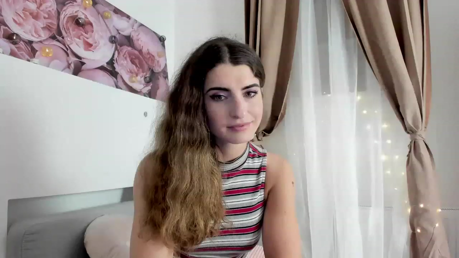 Gallery image thumbnail from EVA__LOVIA_'s myfreecams stream on, 11/19/2022, 17:12 image 4 of 20