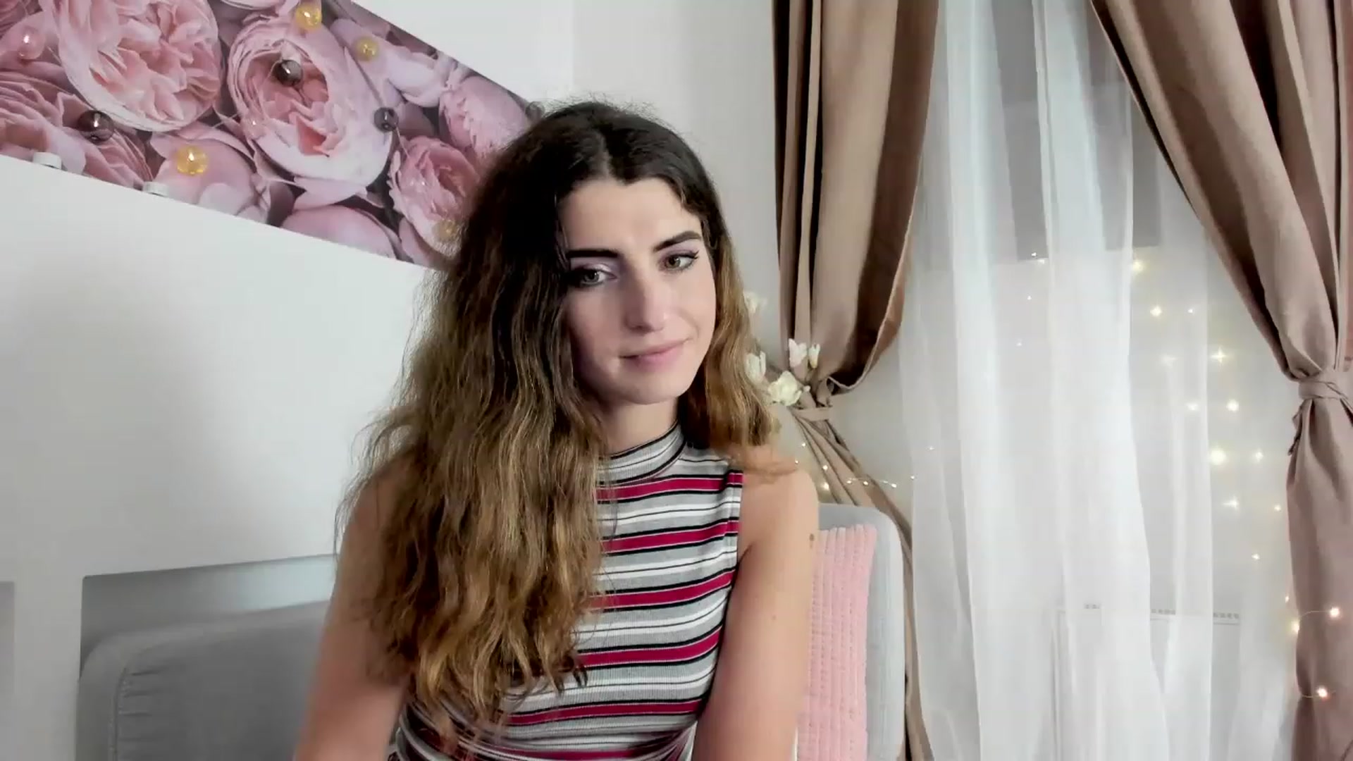 Gallery image thumbnail from EVA__LOVIA_'s myfreecams stream on, 11/19/2022, 18:58 image 11 of 20