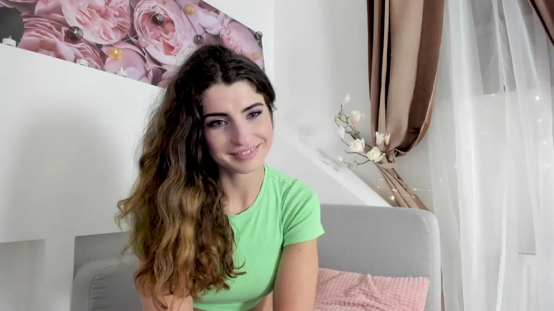 Gallery image thumbnail from EVA__LOVIA_'s myfreecams stream on, 11/20/2022, 16:52 image 3 of 20