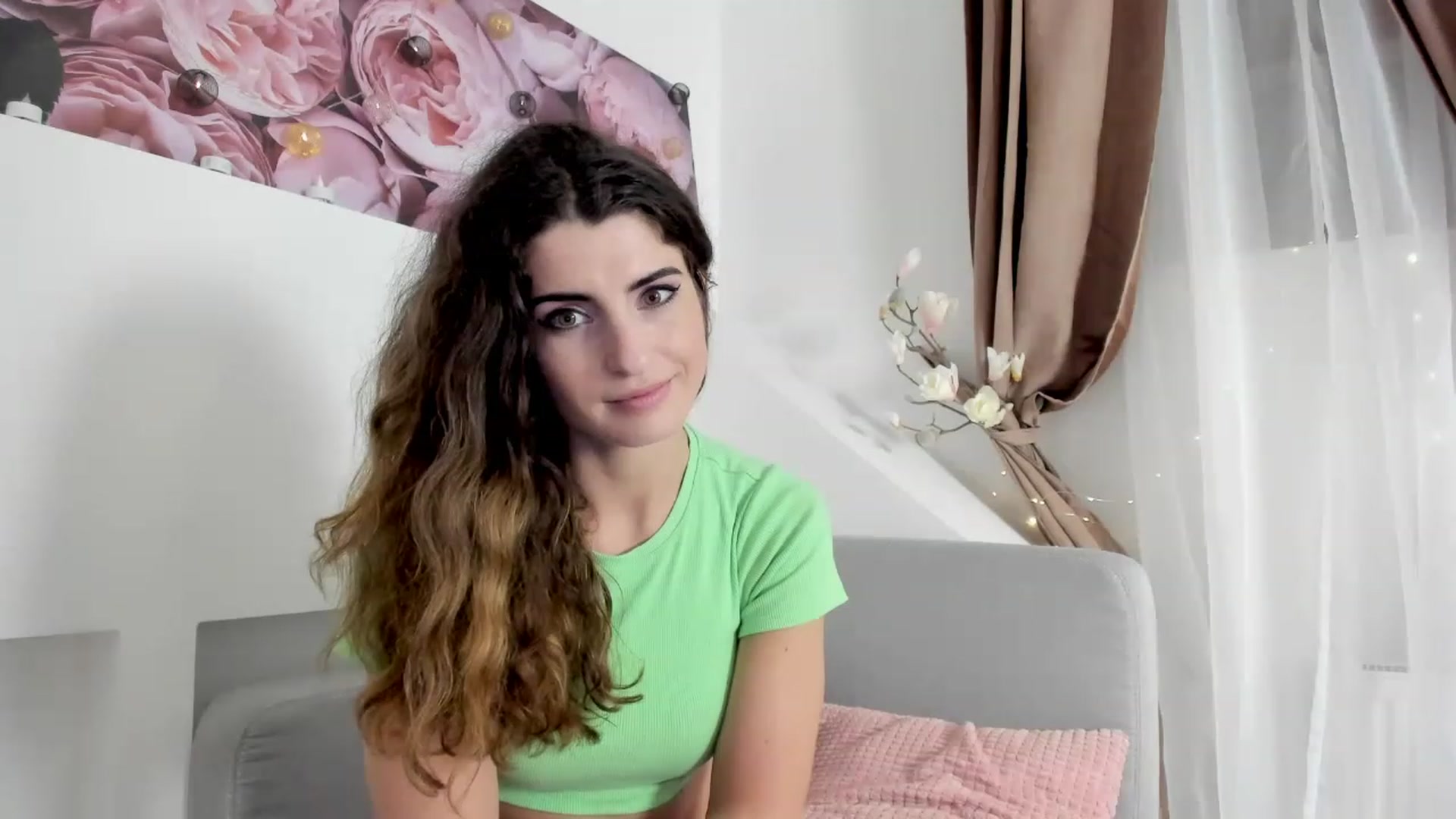 Gallery image thumbnail from EVA__LOVIA_'s myfreecams stream on, 11/20/2022, 16:52 image 4 of 20