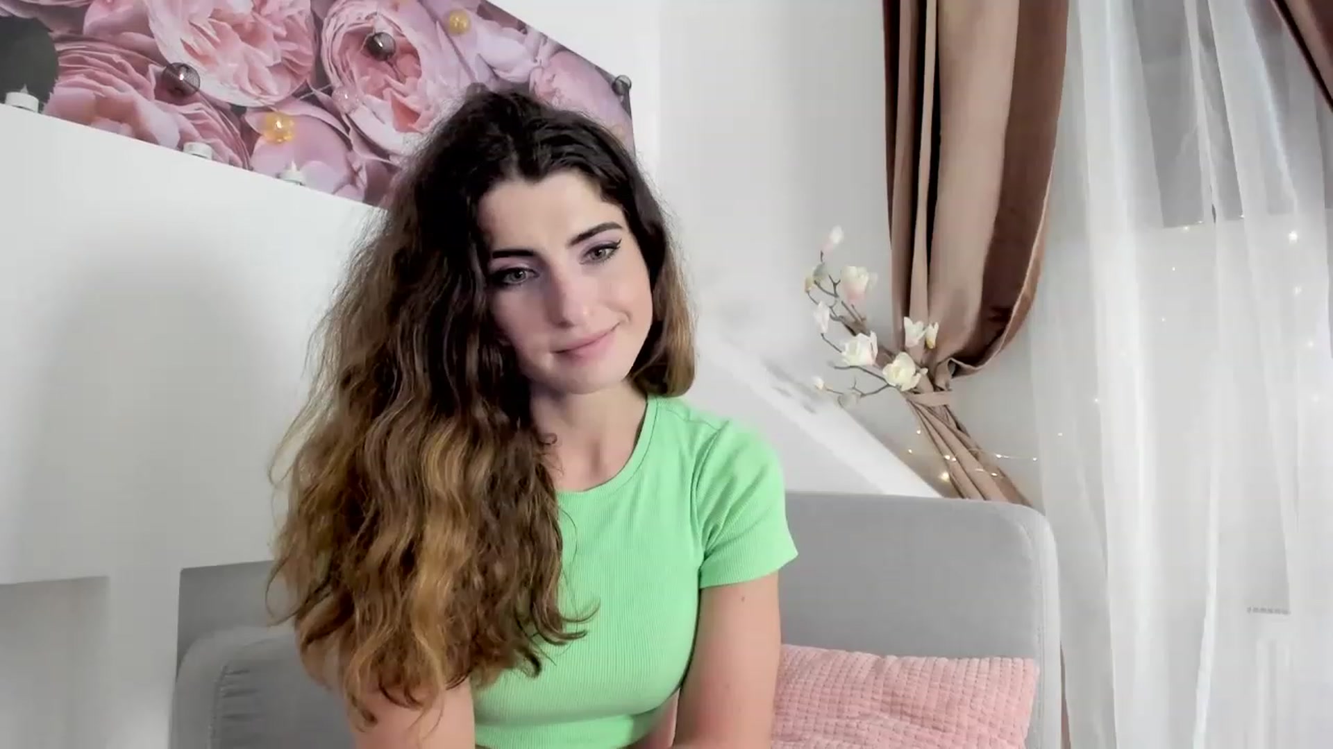 Gallery image thumbnail from EVA__LOVIA_'s myfreecams stream on, 11/20/2022, 16:52 image 15 of 20