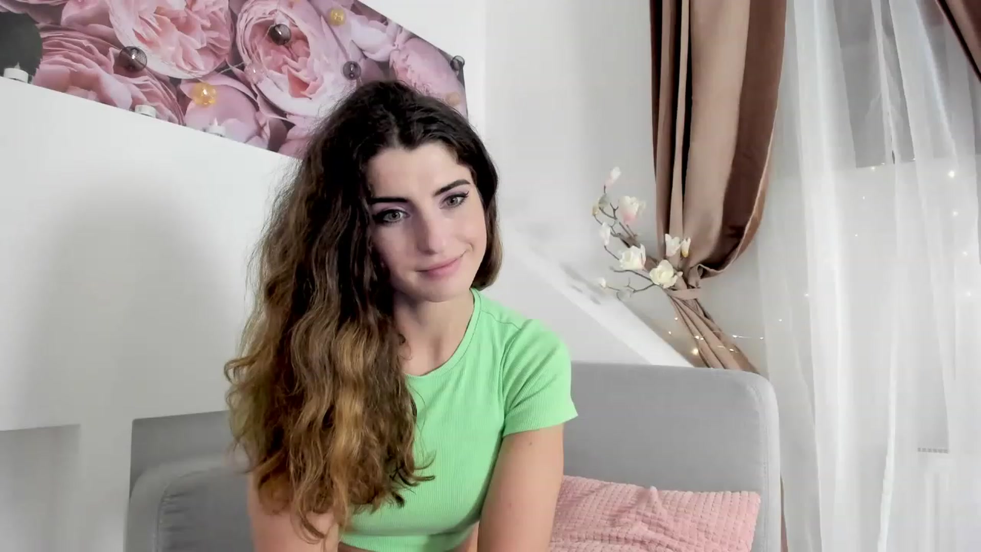 Gallery image thumbnail from EVA__LOVIA_'s myfreecams stream on, 11/20/2022, 16:52 image 10 of 20