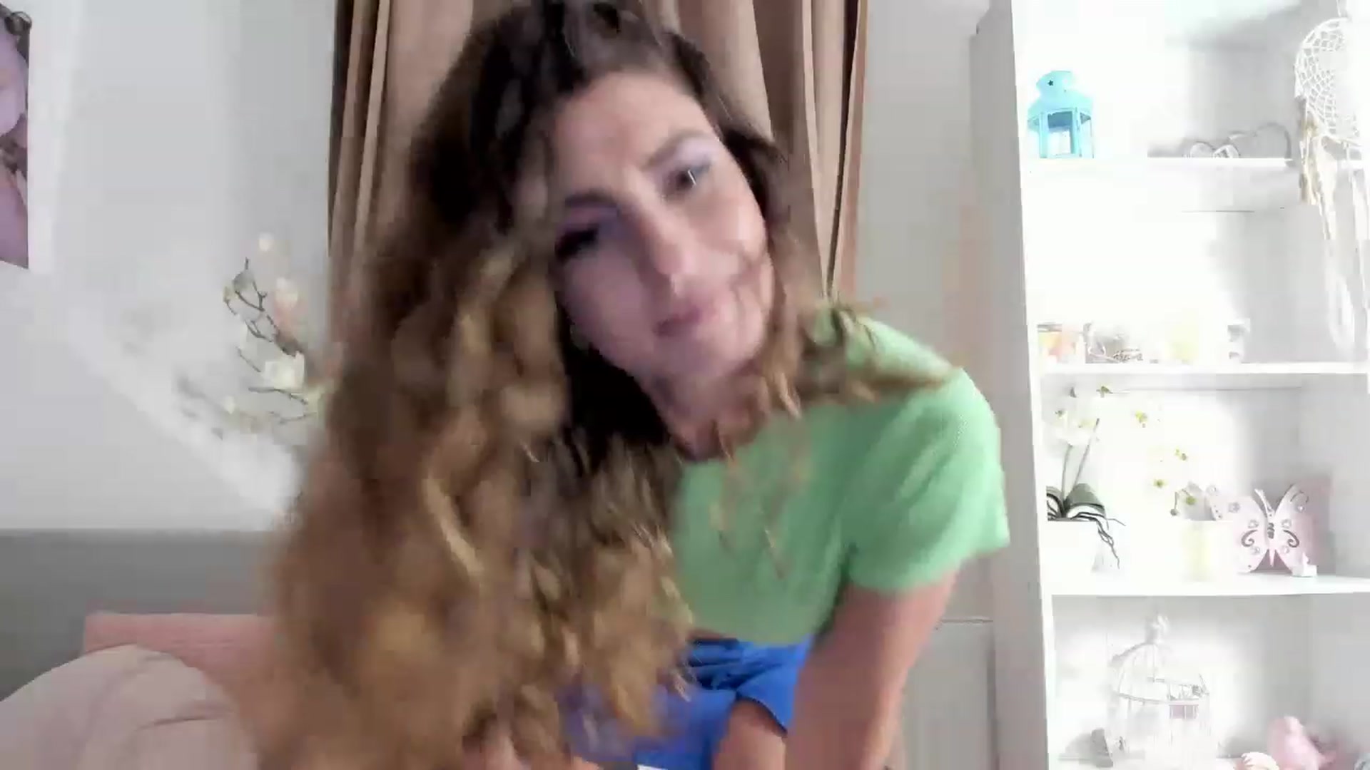 Gallery image thumbnail from EVA__LOVIA_'s myfreecams stream on, 11/20/2022, 18:09 image 18 of 20