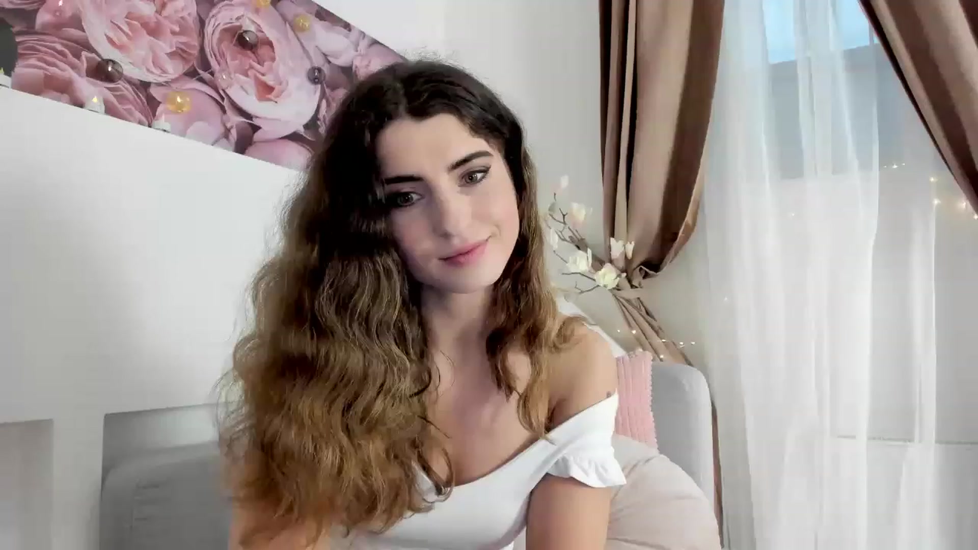Gallery image thumbnail from EVA__LOVIA_'s myfreecams stream on, 11/23/2022, 11:33 image 8 of 20