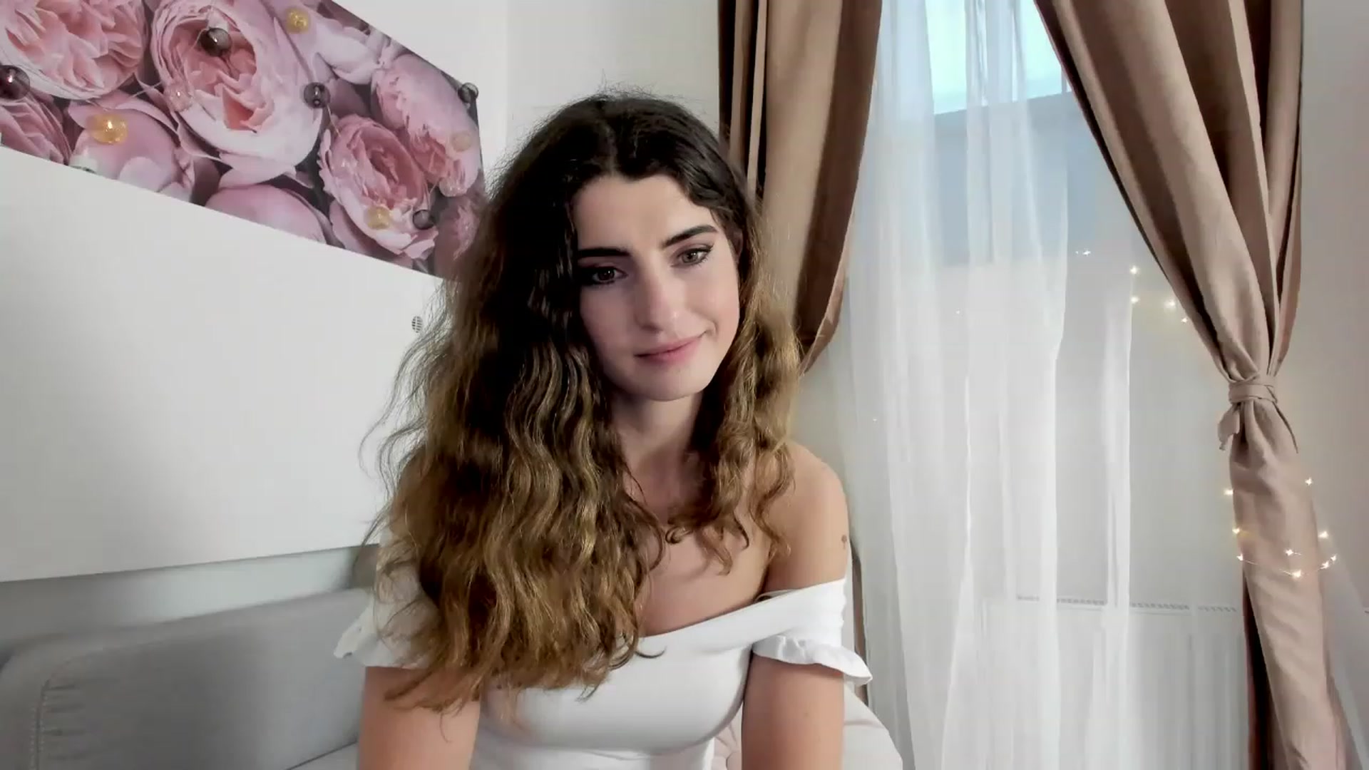 Gallery image thumbnail from EVA__LOVIA_'s myfreecams stream on, 11/23/2022, 12:49 image 18 of 20