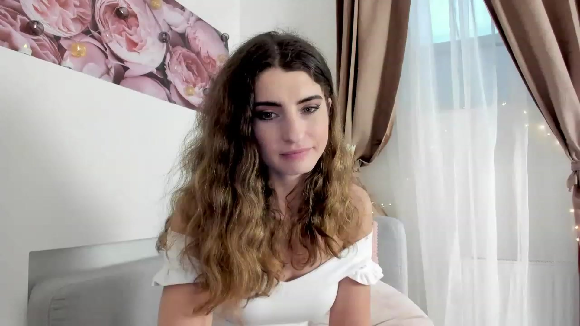 Gallery image thumbnail from EVA__LOVIA_'s myfreecams stream on, 11/23/2022, 12:49 image 5 of 20