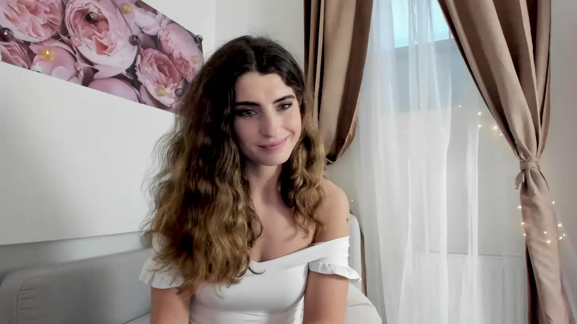Gallery image thumbnail from EVA__LOVIA_'s myfreecams stream on, 11/23/2022, 12:49 image 14 of 20