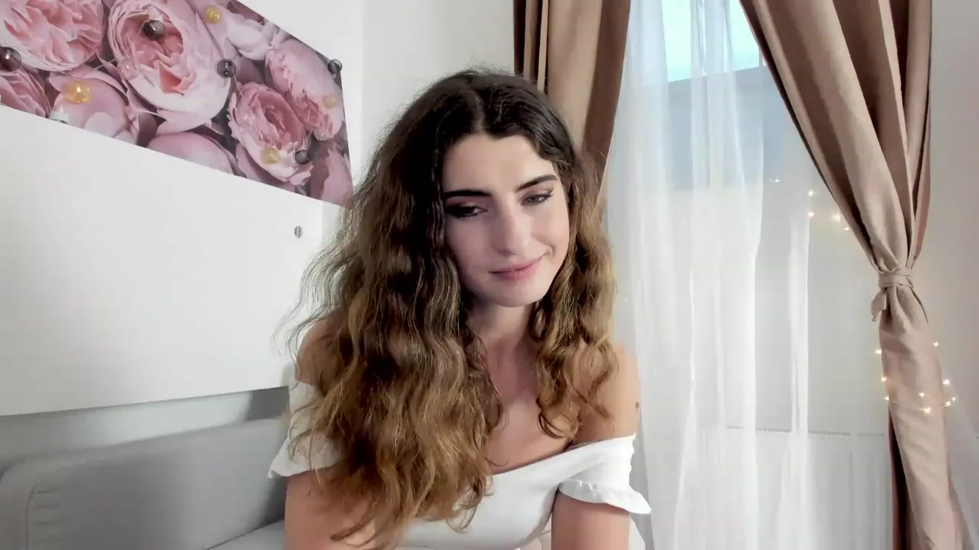 Gallery image thumbnail from EVA__LOVIA_'s myfreecams stream on, 11/23/2022, 12:49 image 19 of 20