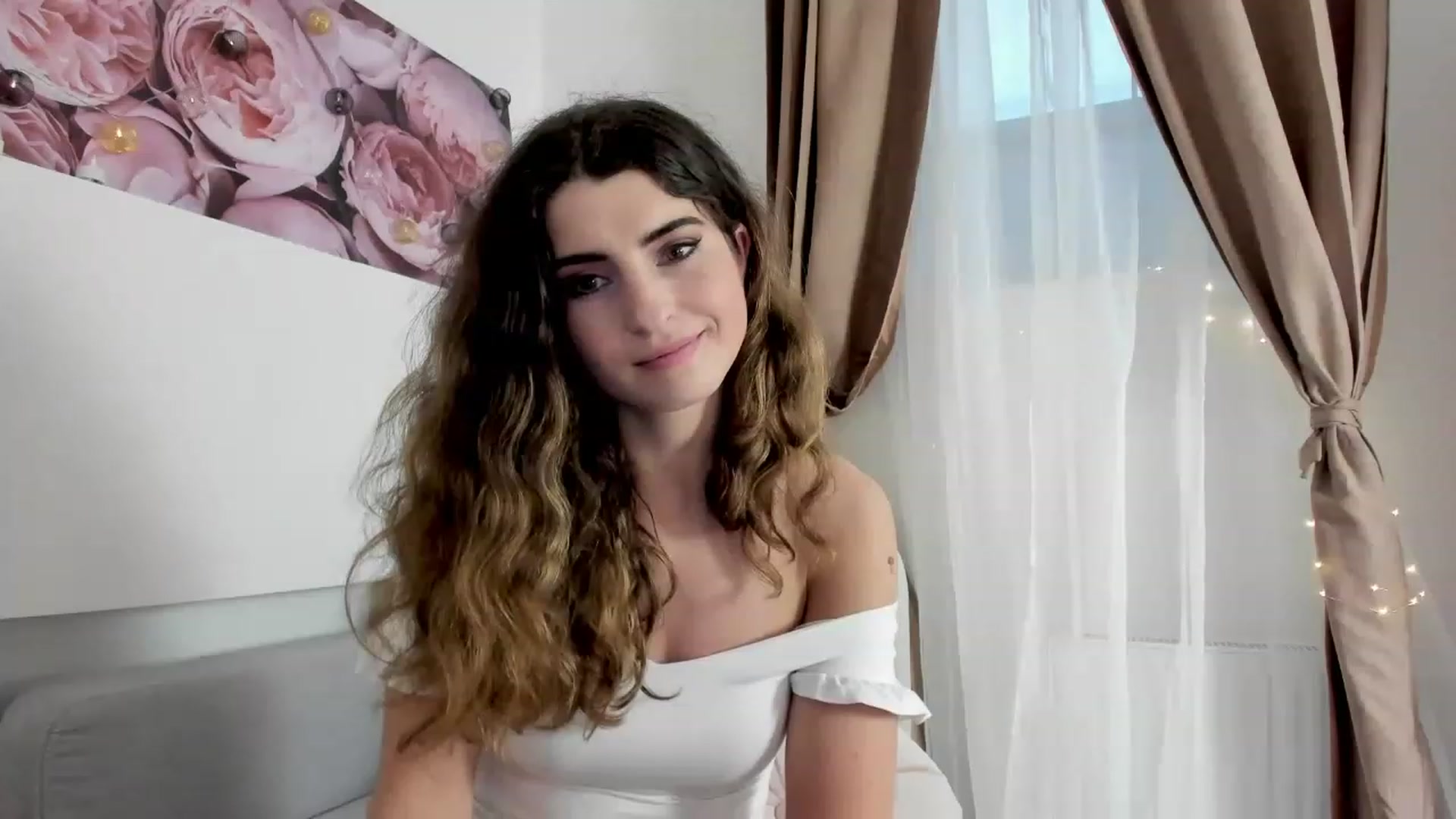 Gallery image thumbnail from EVA__LOVIA_'s myfreecams stream on, 11/23/2022, 12:49 image 15 of 20
