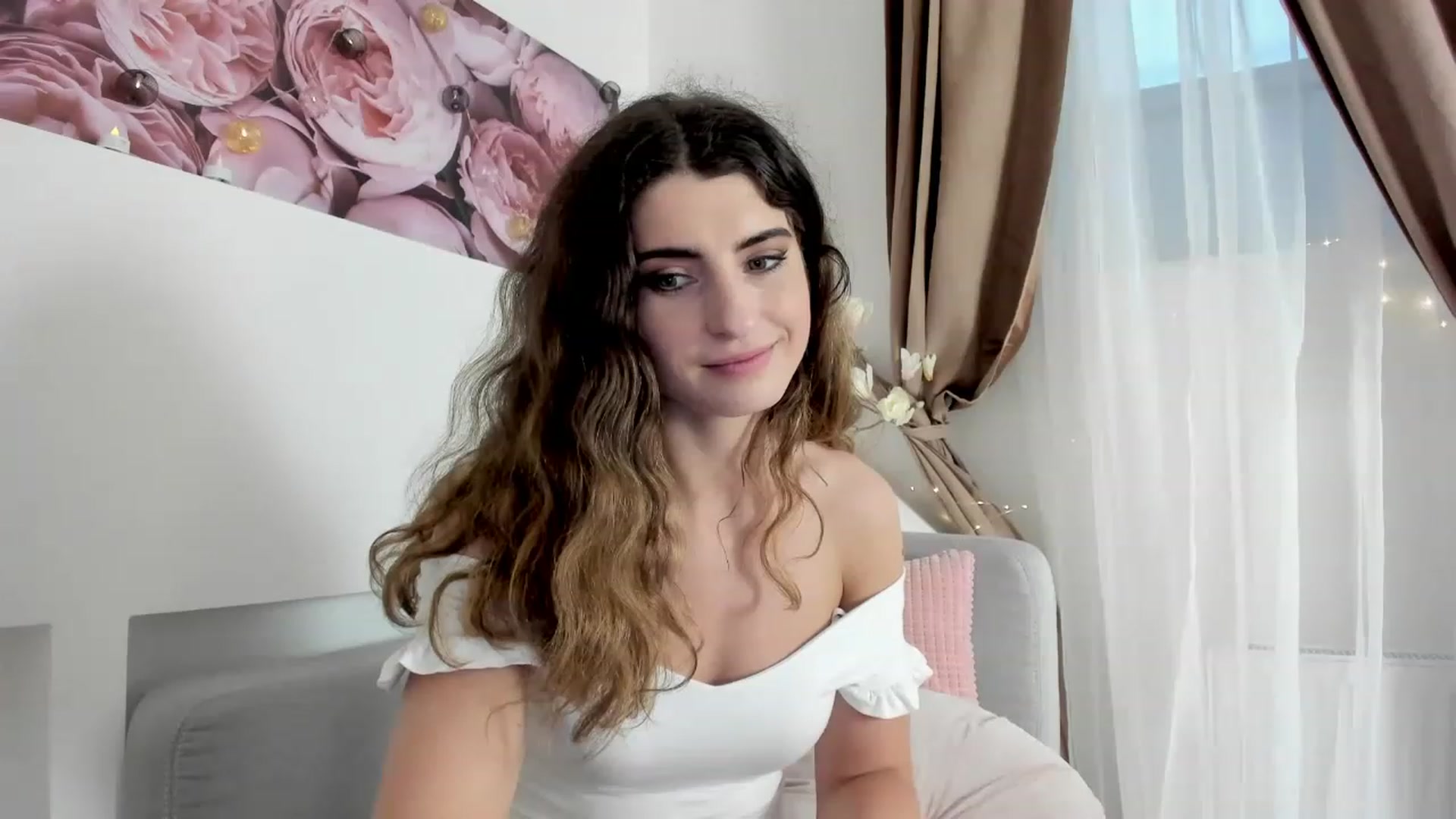 Gallery image thumbnail from EVA__LOVIA_'s myfreecams stream on, 11/23/2022, 13:30 image 6 of 20