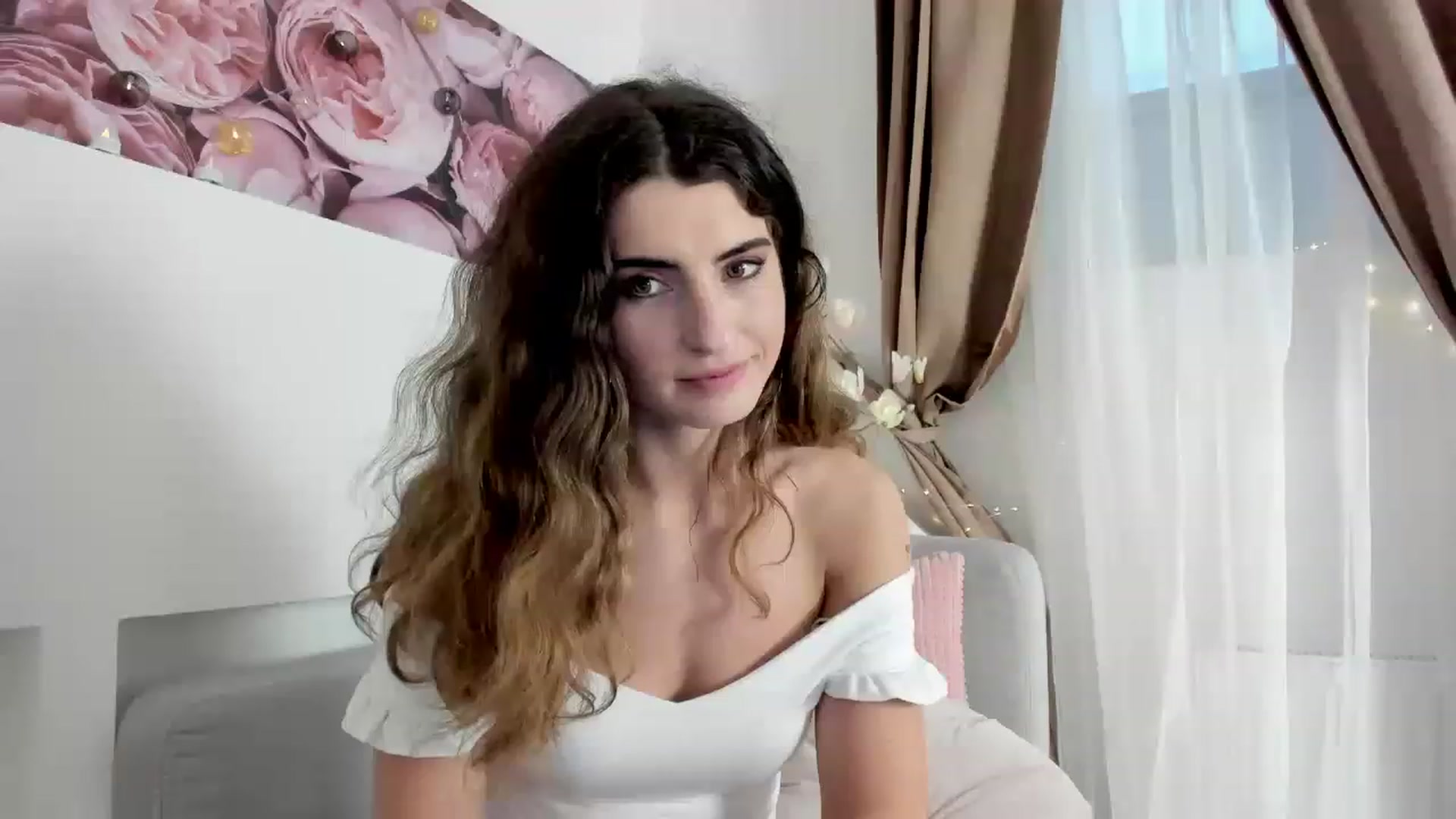 Gallery image thumbnail from EVA__LOVIA_'s myfreecams stream on, 11/23/2022, 13:30 image 7 of 20