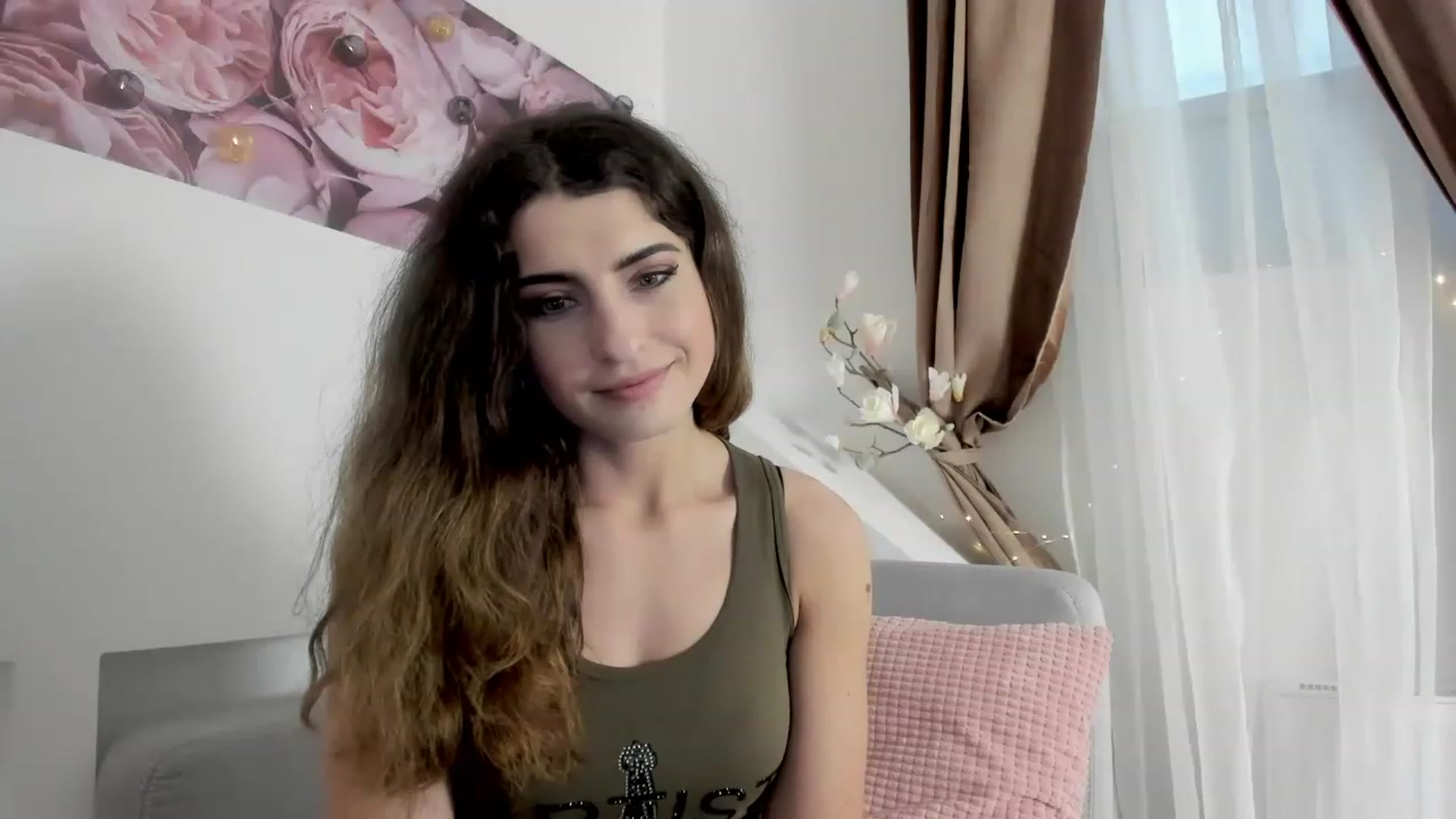 Gallery image thumbnail from EVA__LOVIA_'s myfreecams stream on, 11/27/2022, 09:42 image 7 of 20