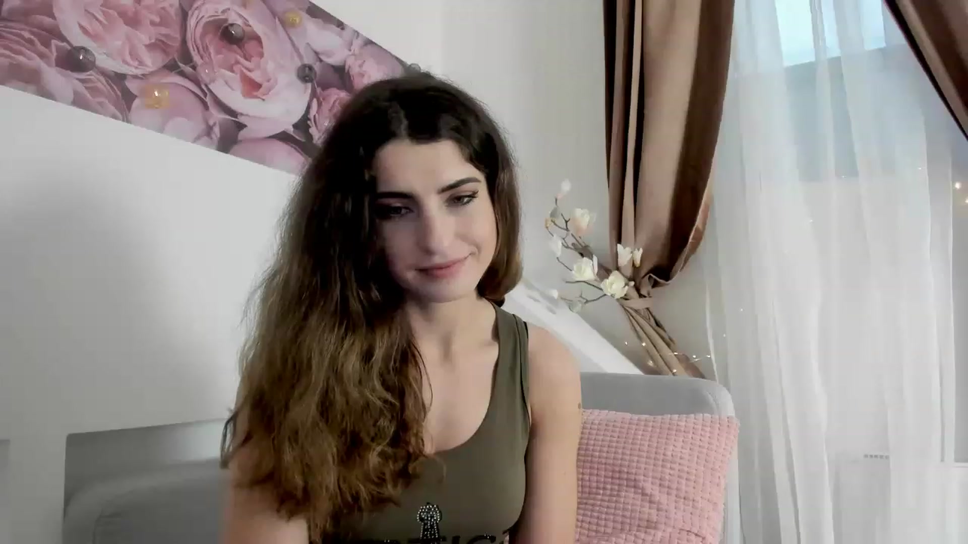 Gallery image thumbnail from EVA__LOVIA_'s myfreecams stream on, 11/27/2022, 09:42 image 17 of 20