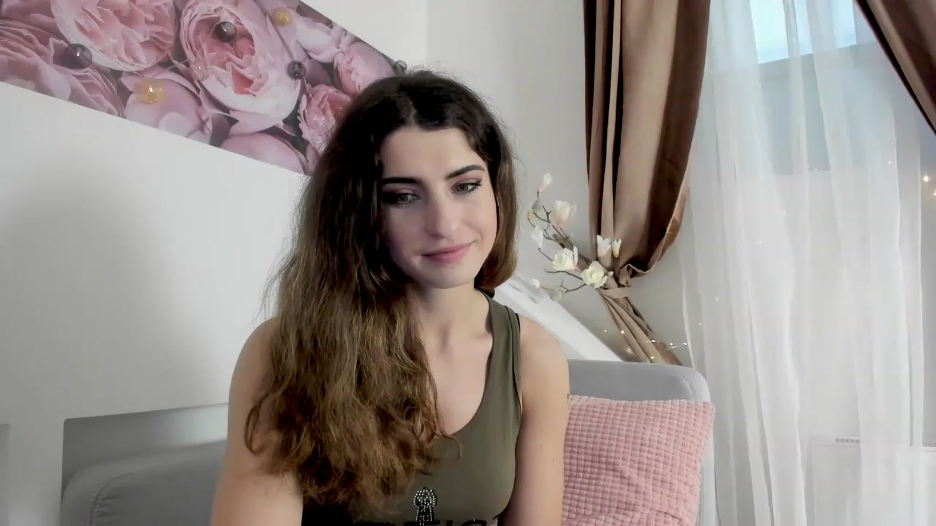 Gallery image thumbnail from EVA__LOVIA_'s myfreecams stream on, 11/27/2022, 09:42 image 14 of 20