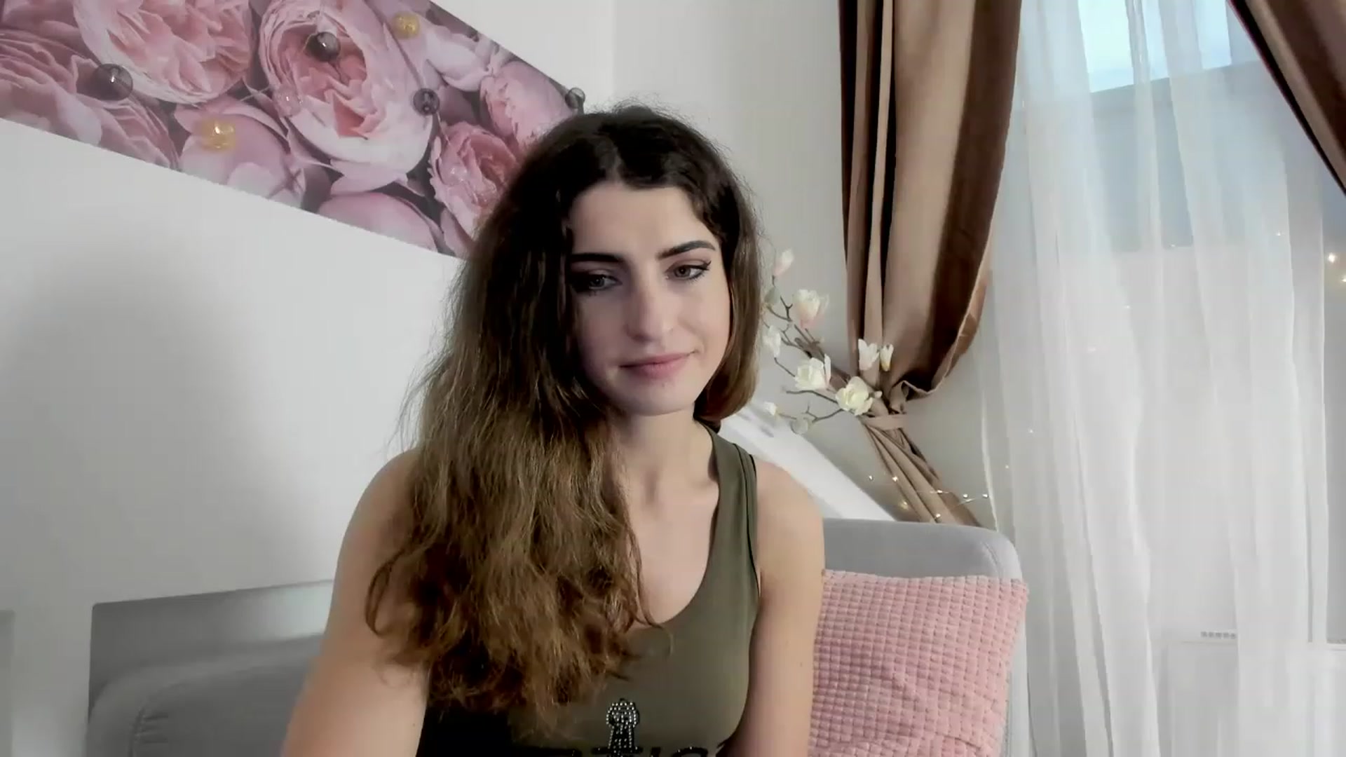 Gallery image thumbnail from EVA__LOVIA_'s myfreecams stream on, 11/27/2022, 09:42 image 16 of 20