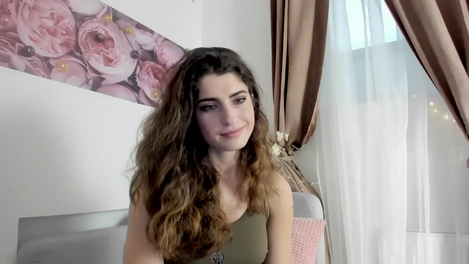 Gallery image thumbnail from EVA__LOVIA_'s myfreecams stream on, 11/27/2022, 10:23 image 15 of 20