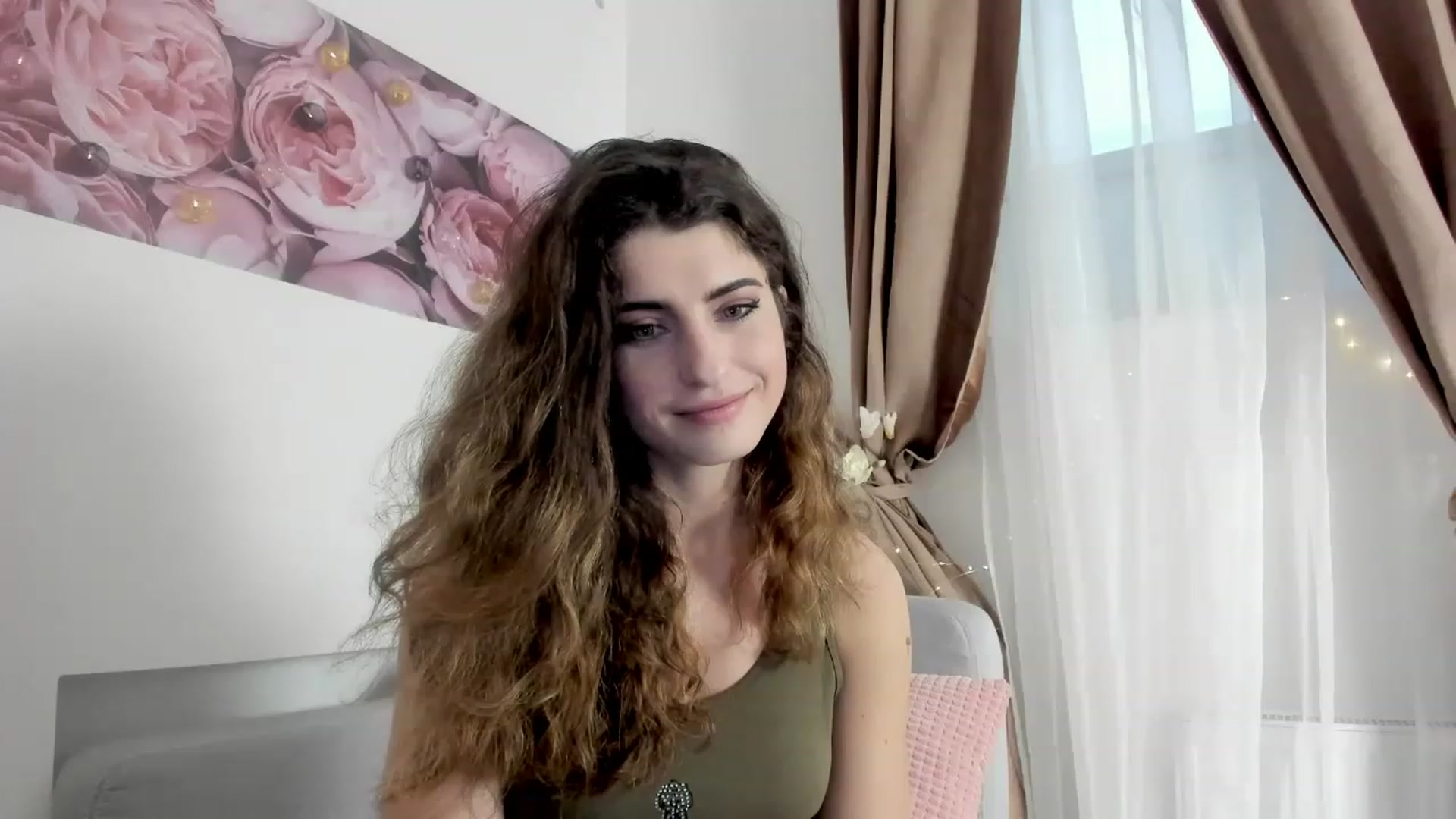 Gallery image thumbnail from EVA__LOVIA_'s myfreecams stream on, 11/27/2022, 10:23 image 13 of 20