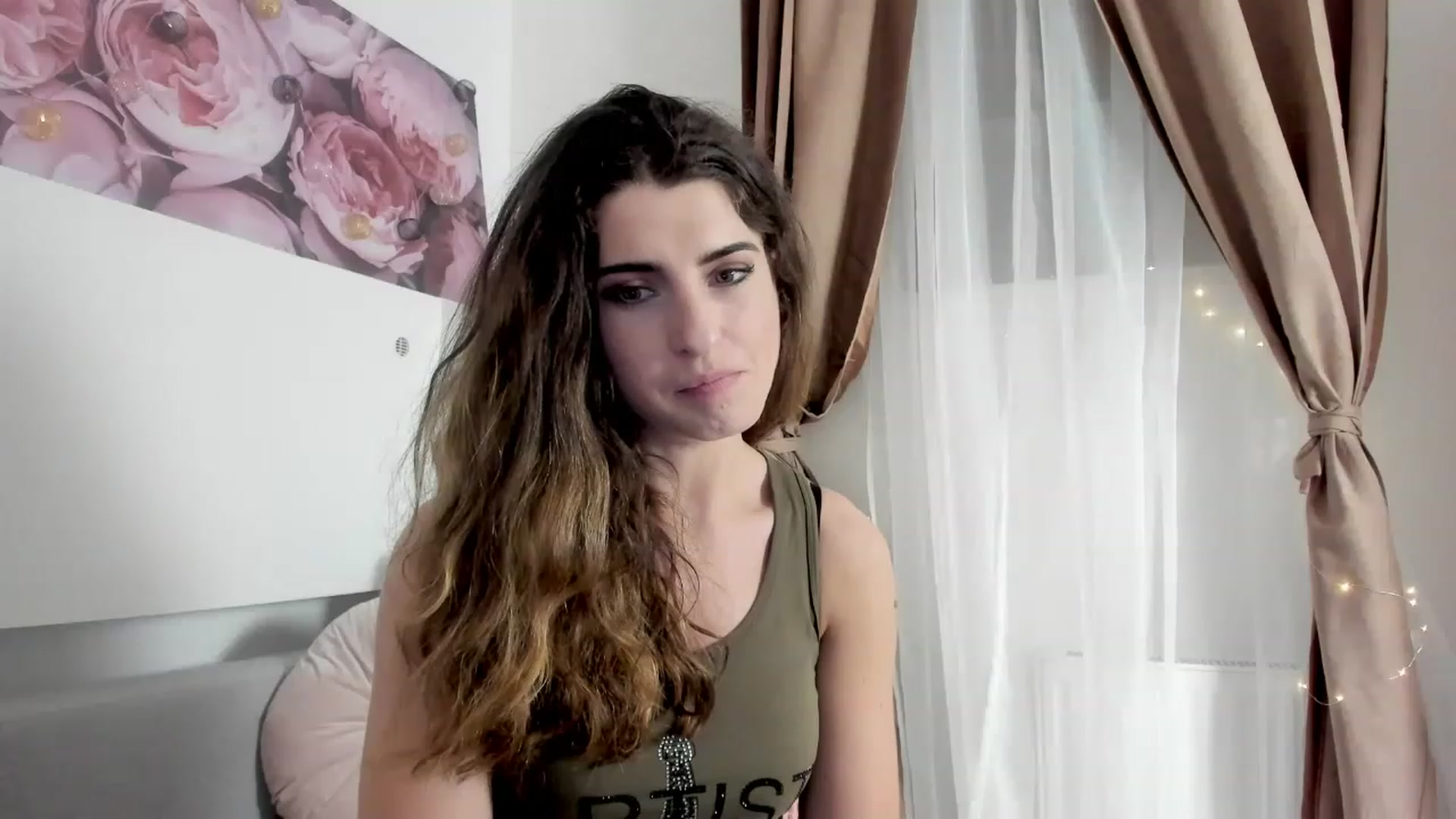 Gallery image thumbnail from EVA__LOVIA_'s myfreecams stream on, 11/27/2022, 18:04 image 17 of 20