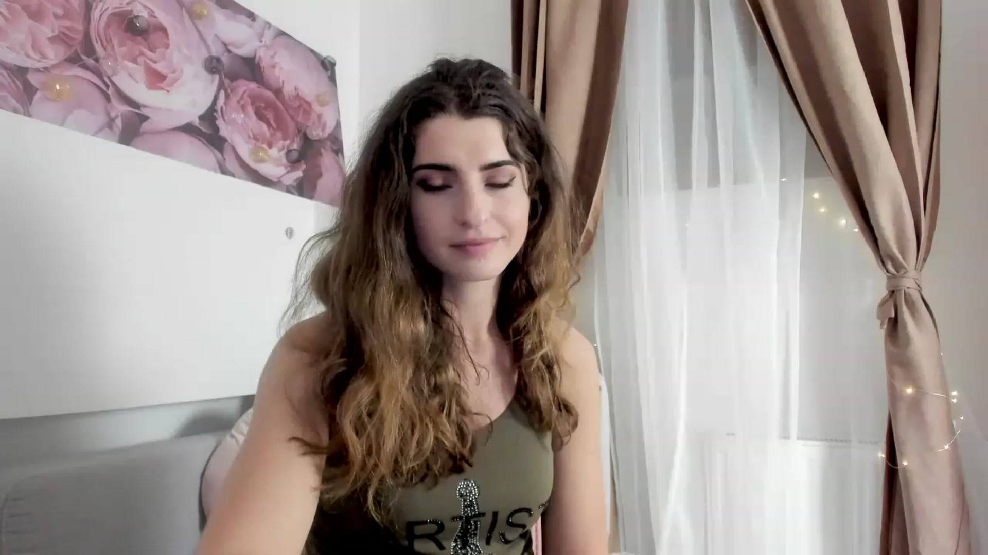 Gallery image thumbnail from EVA__LOVIA_'s myfreecams stream on, 11/27/2022, 18:04 image 7 of 20