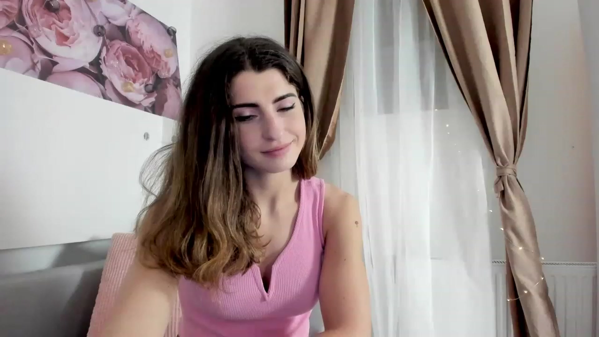 Gallery image thumbnail from EVA__LOVIA_'s myfreecams stream on, 12/04/2022, 16:05 image 4 of 20