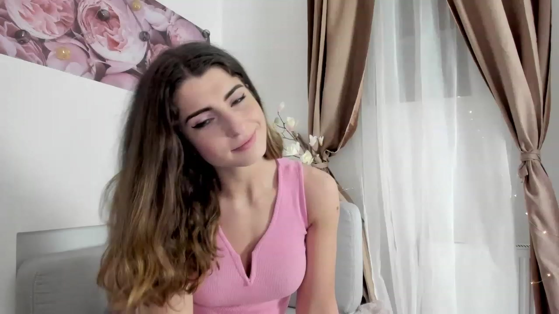 Gallery image thumbnail from EVA__LOVIA_'s myfreecams stream on, 12/04/2022, 16:05 image 12 of 20