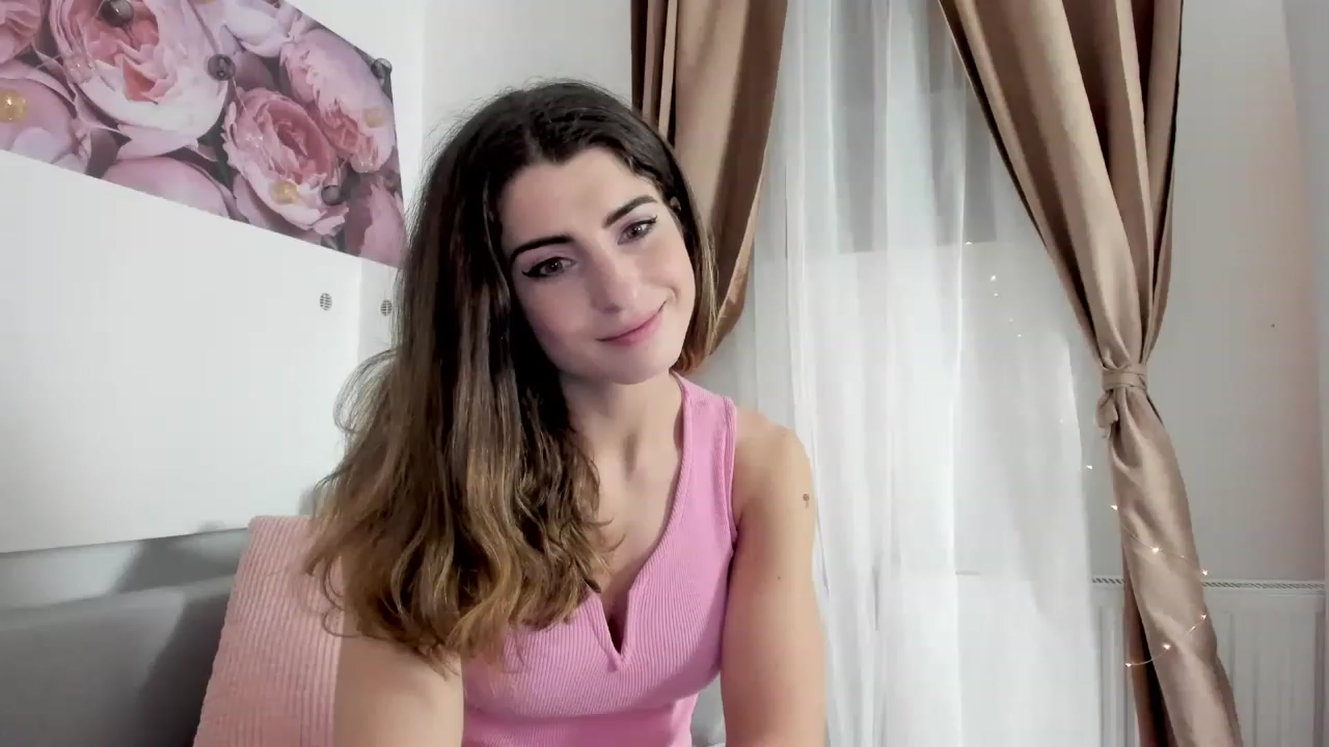 Gallery image thumbnail from EVA__LOVIA_'s myfreecams stream on, 12/04/2022, 16:05 image 2 of 20