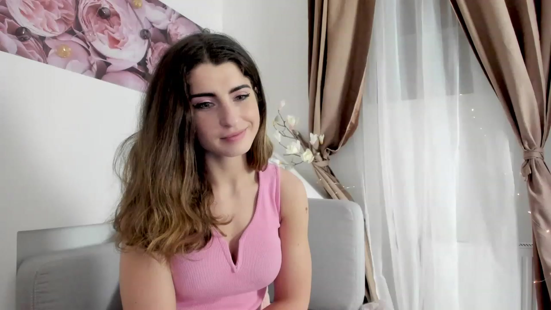 Gallery image thumbnail from EVA__LOVIA_'s myfreecams stream on, 12/04/2022, 16:05 image 16 of 20