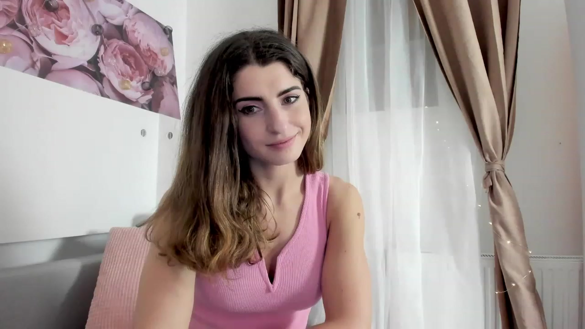 Gallery image thumbnail from EVA__LOVIA_'s myfreecams stream on, 12/04/2022, 16:05 image 5 of 20