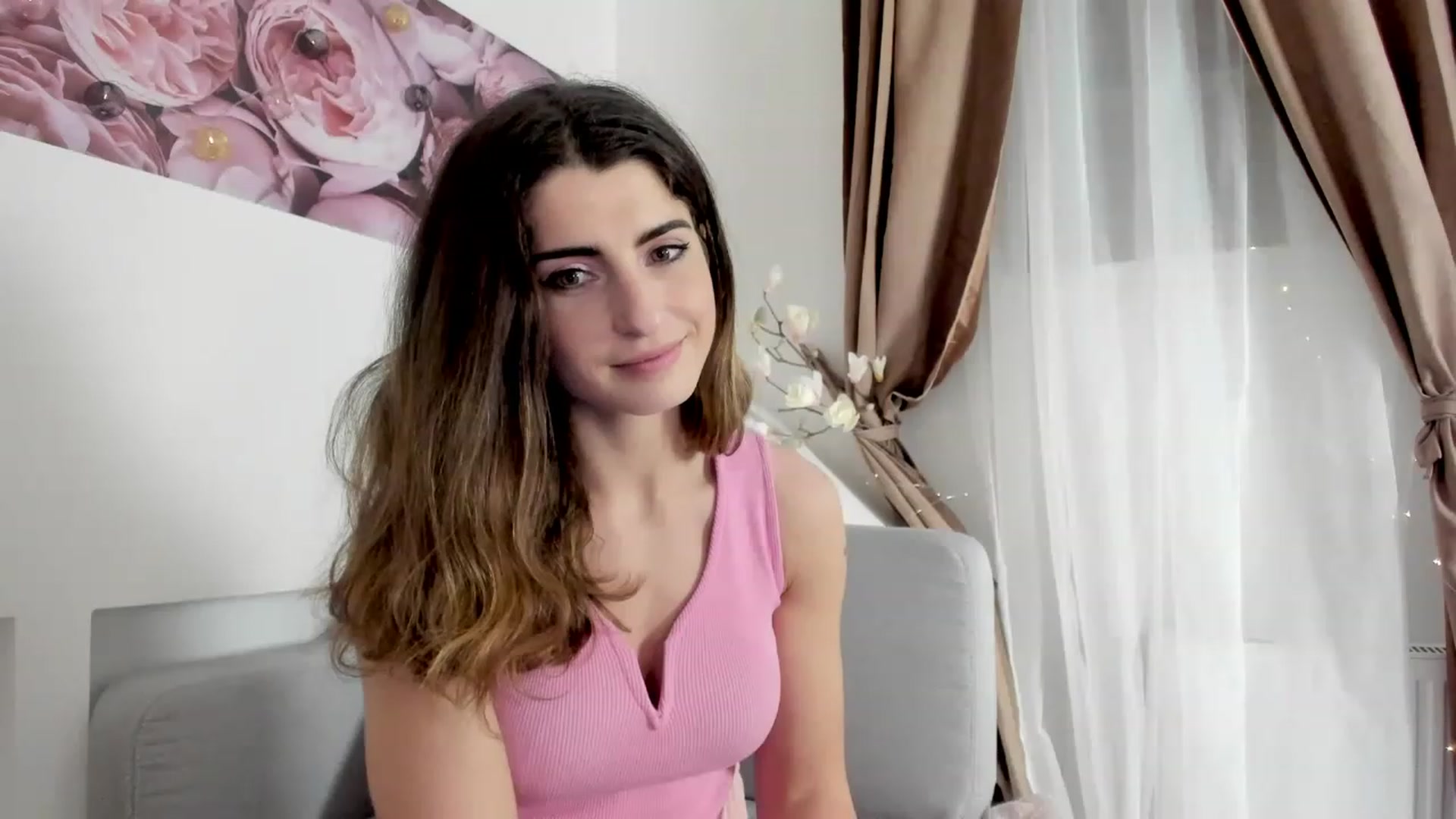 Gallery image thumbnail from EVA__LOVIA_'s myfreecams stream on, 12/04/2022, 16:05 image 17 of 20