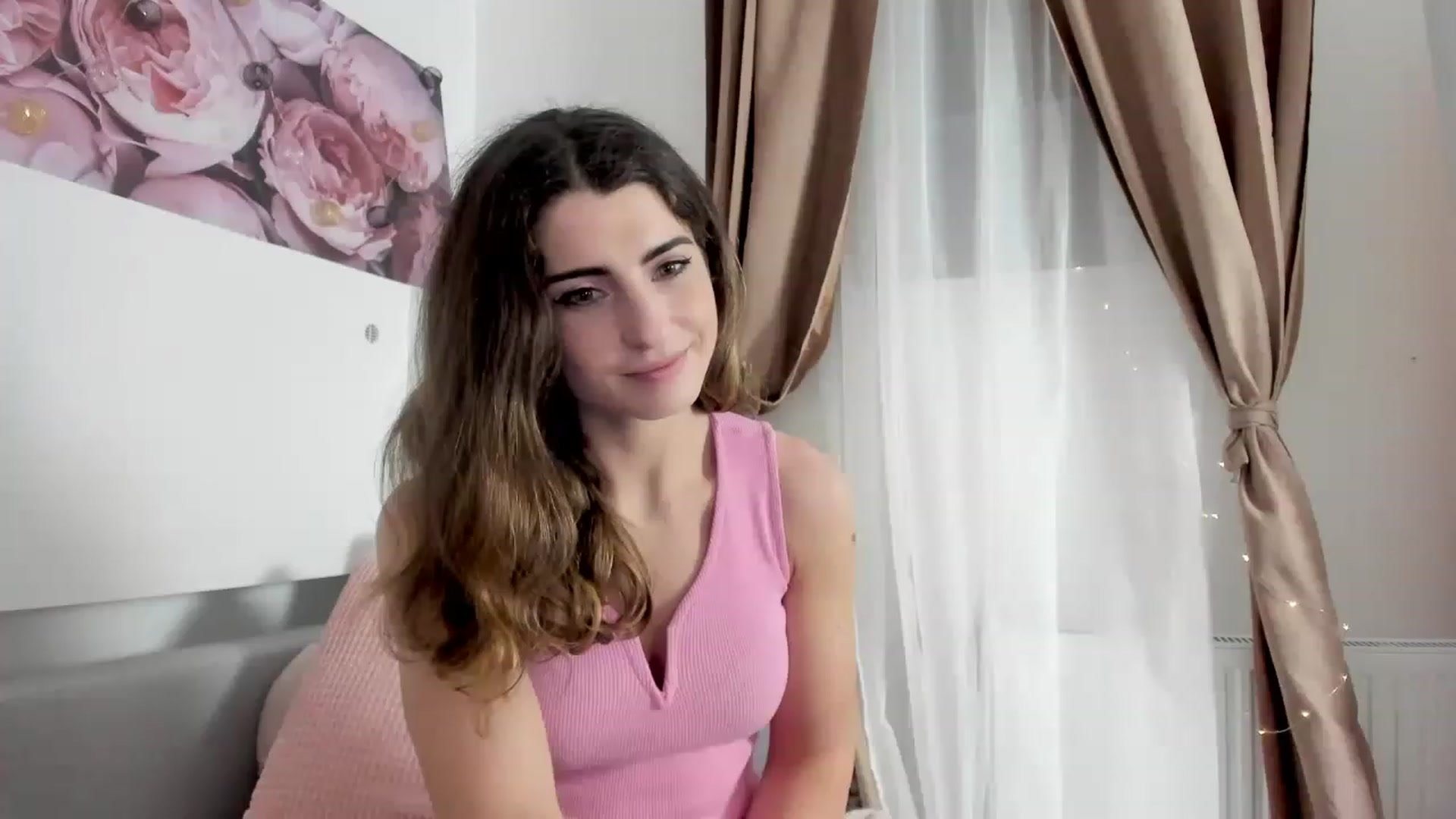 Gallery image thumbnail from EVA__LOVIA_'s myfreecams stream on, 12/04/2022, 18:33 image 7 of 20