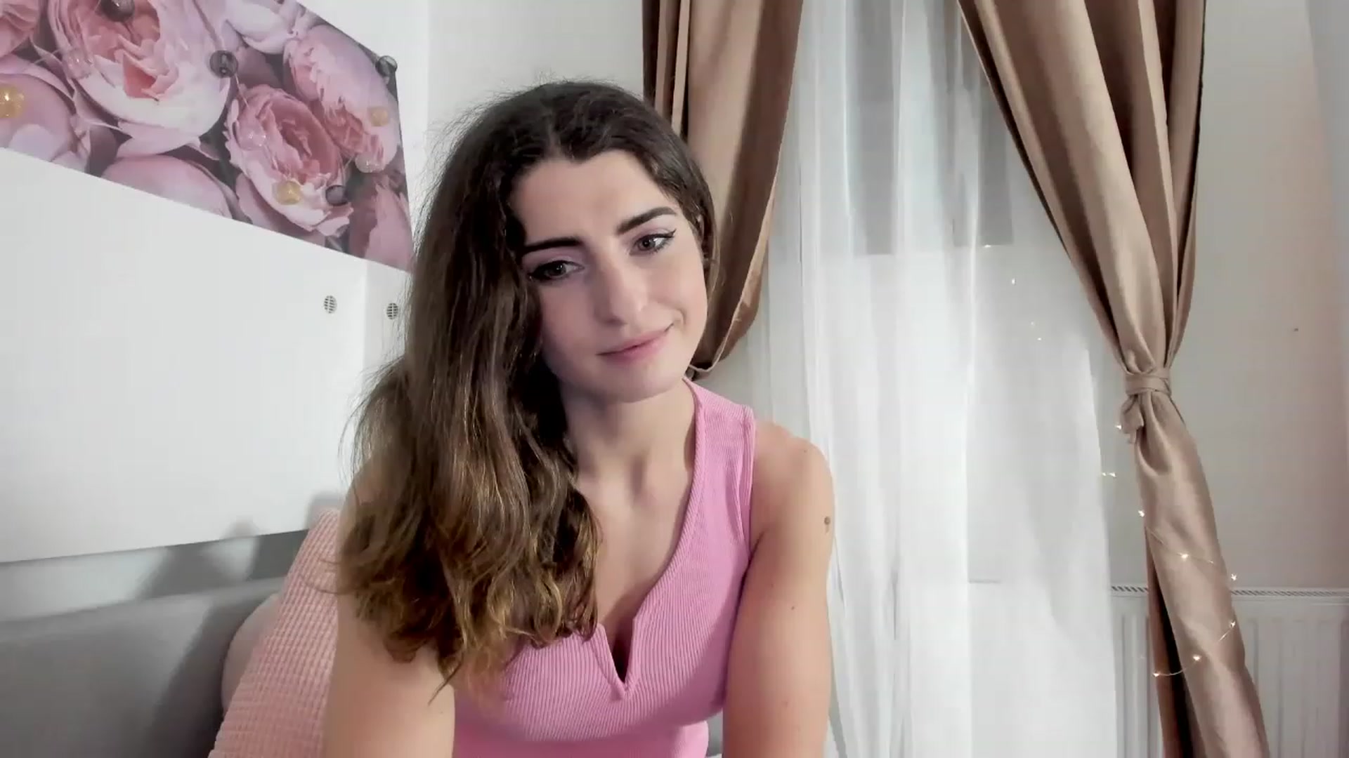 Gallery image thumbnail from EVA__LOVIA_'s myfreecams stream on, 12/04/2022, 18:33 image 1 of 20