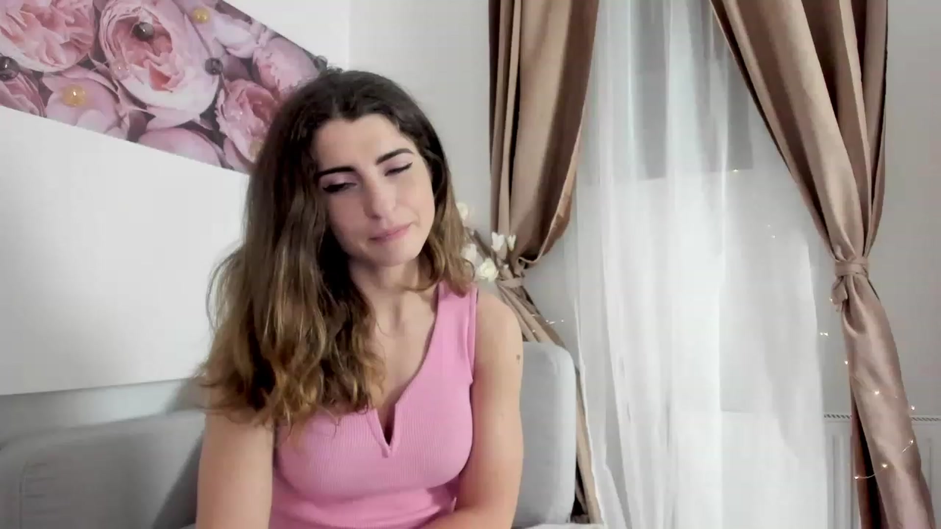 Gallery image thumbnail from EVA__LOVIA_'s myfreecams stream on, 12/04/2022, 18:33 image 16 of 20