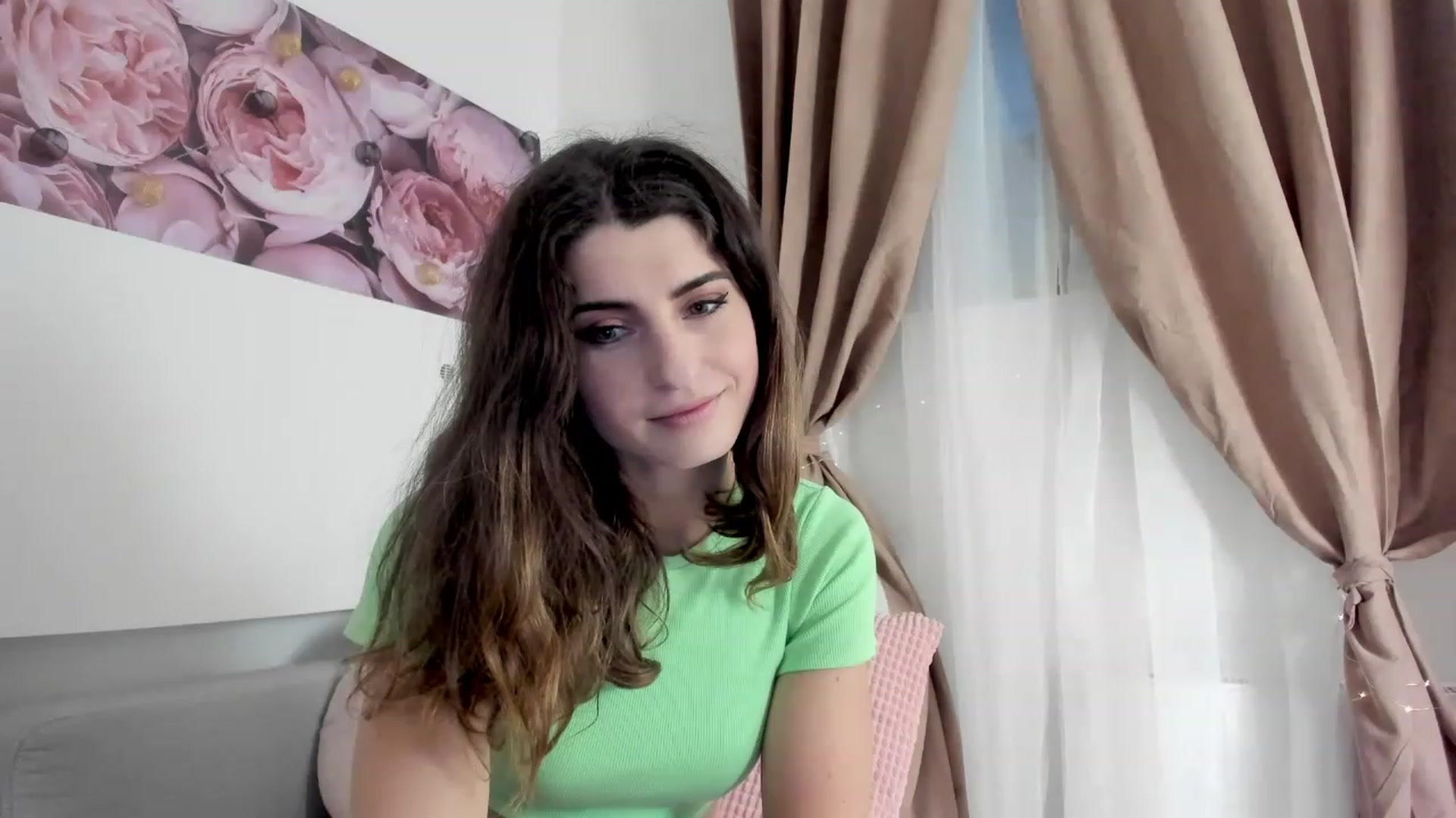 Gallery image thumbnail from EVA__LOVIA_'s myfreecams stream on, 12/05/2022, 15:01 image 13 of 20
