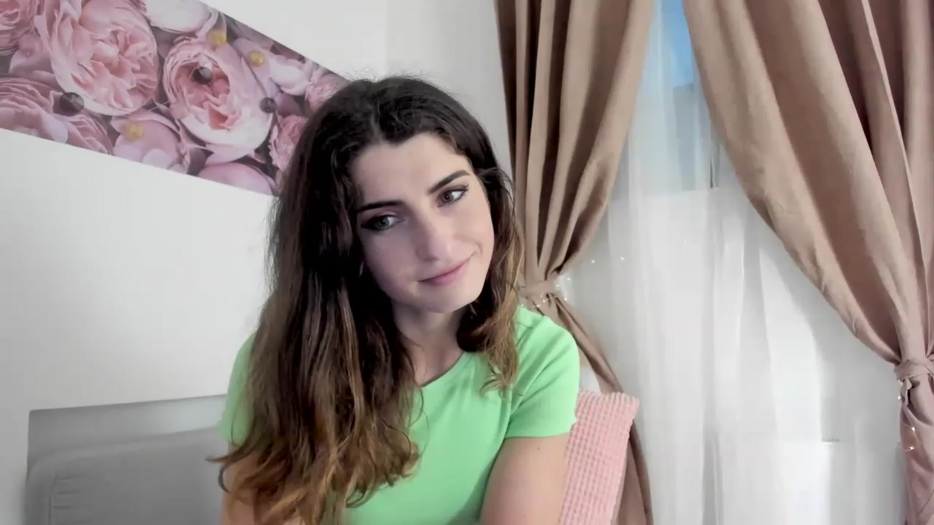 Gallery image thumbnail from EVA__LOVIA_'s myfreecams stream on, 12/05/2022, 15:01 image 6 of 20