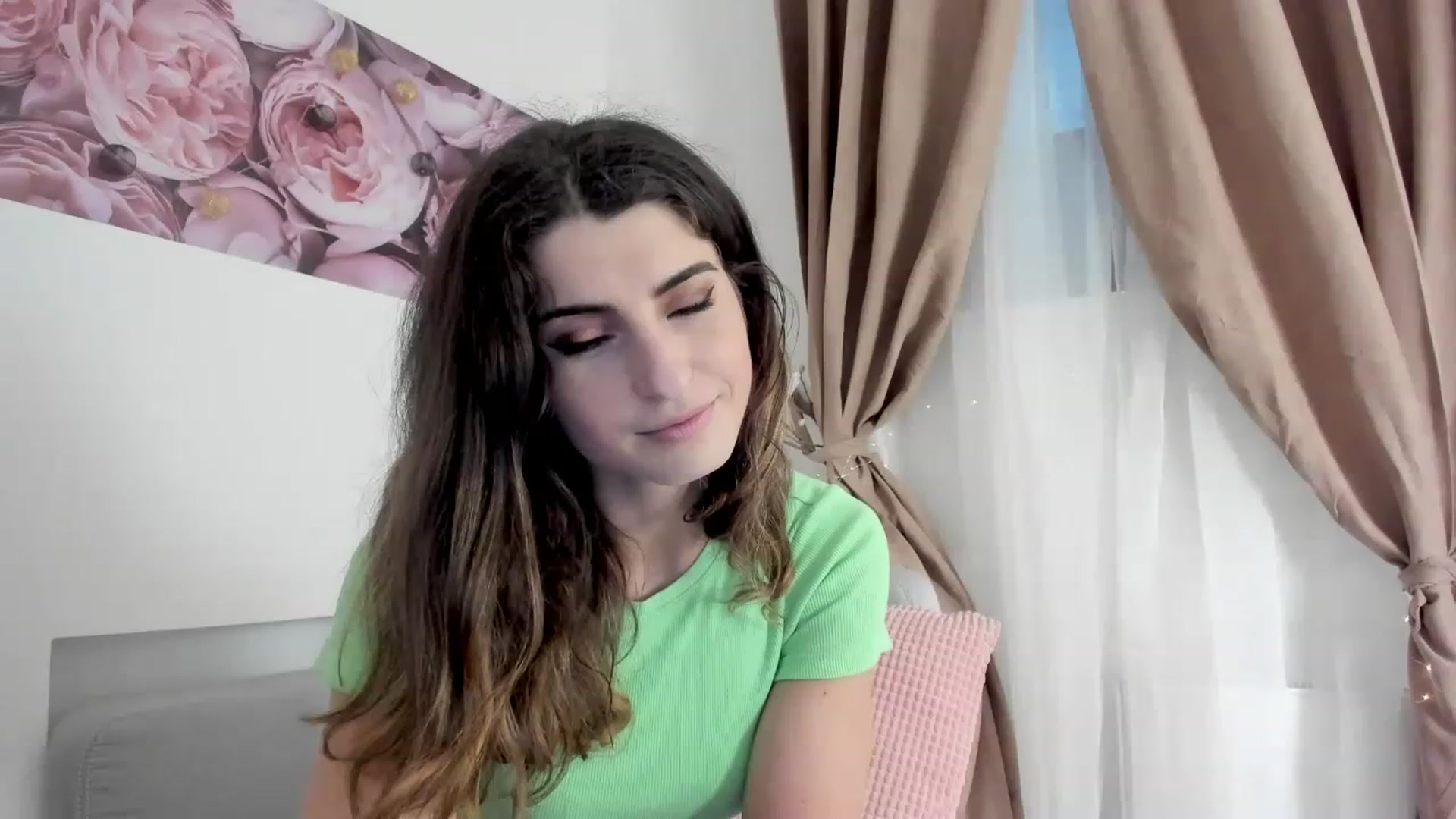 Gallery image thumbnail from EVA__LOVIA_'s myfreecams stream on, 12/05/2022, 15:01 image 5 of 20