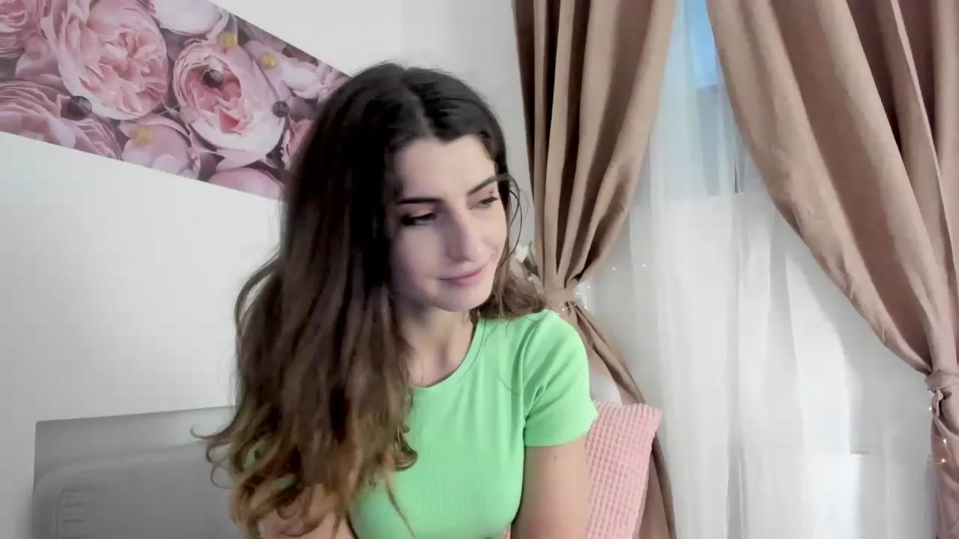 Gallery image thumbnail from EVA__LOVIA_'s myfreecams stream on, 12/05/2022, 15:01 image 3 of 20