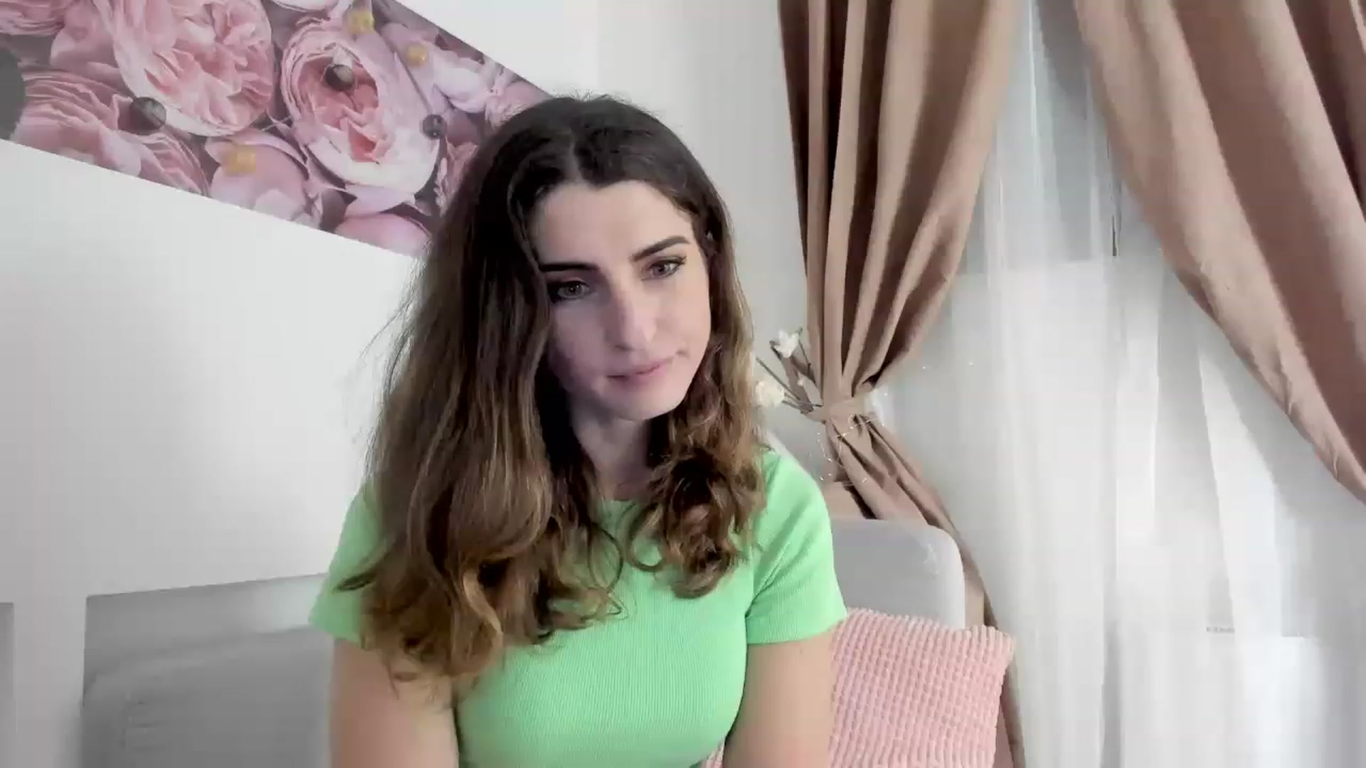 Gallery image thumbnail from EVA__LOVIA_'s myfreecams stream on, 12/05/2022, 16:34 image 19 of 20