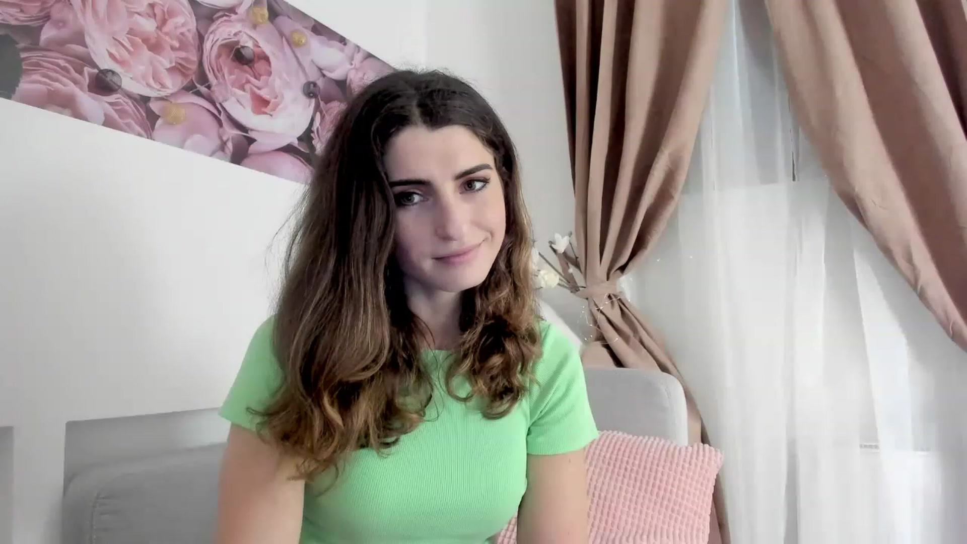 Gallery image thumbnail from EVA__LOVIA_'s myfreecams stream on, 12/05/2022, 16:34 image 18 of 20