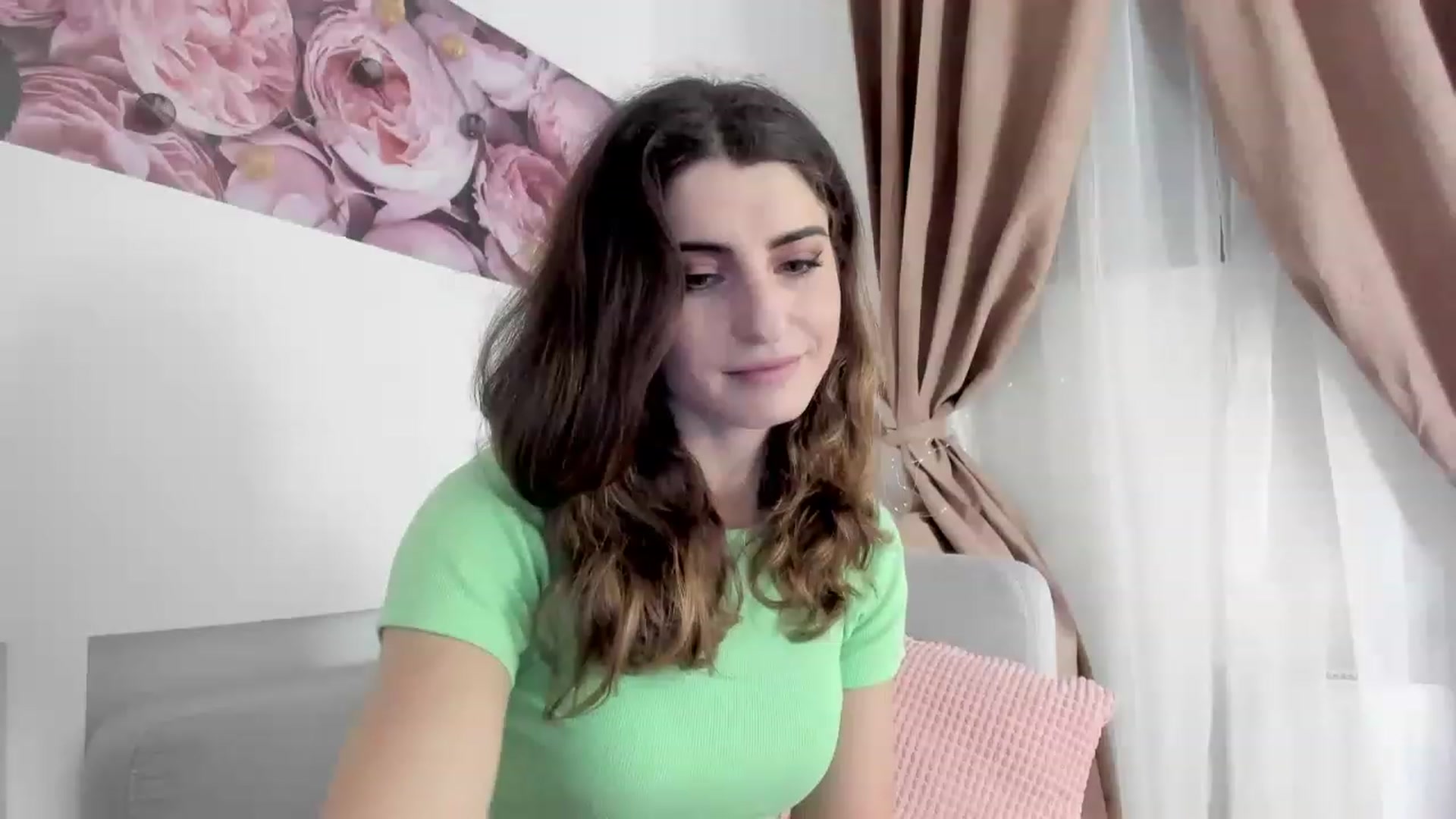 Gallery image thumbnail from EVA__LOVIA_'s myfreecams stream on, 12/05/2022, 16:34 image 16 of 20