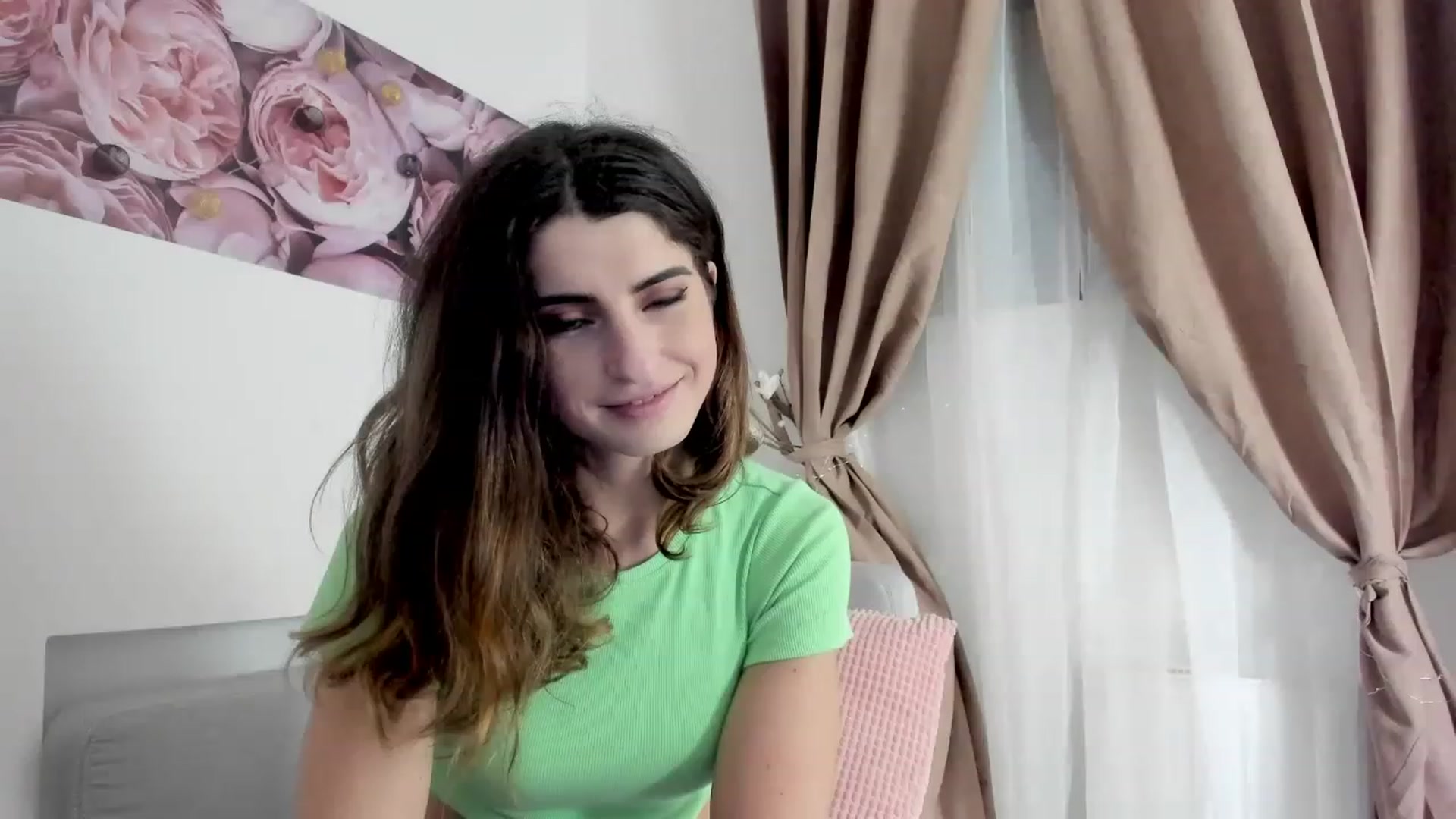 Gallery image thumbnail from EVA__LOVIA_'s myfreecams stream on, 12/05/2022, 16:34 image 6 of 20