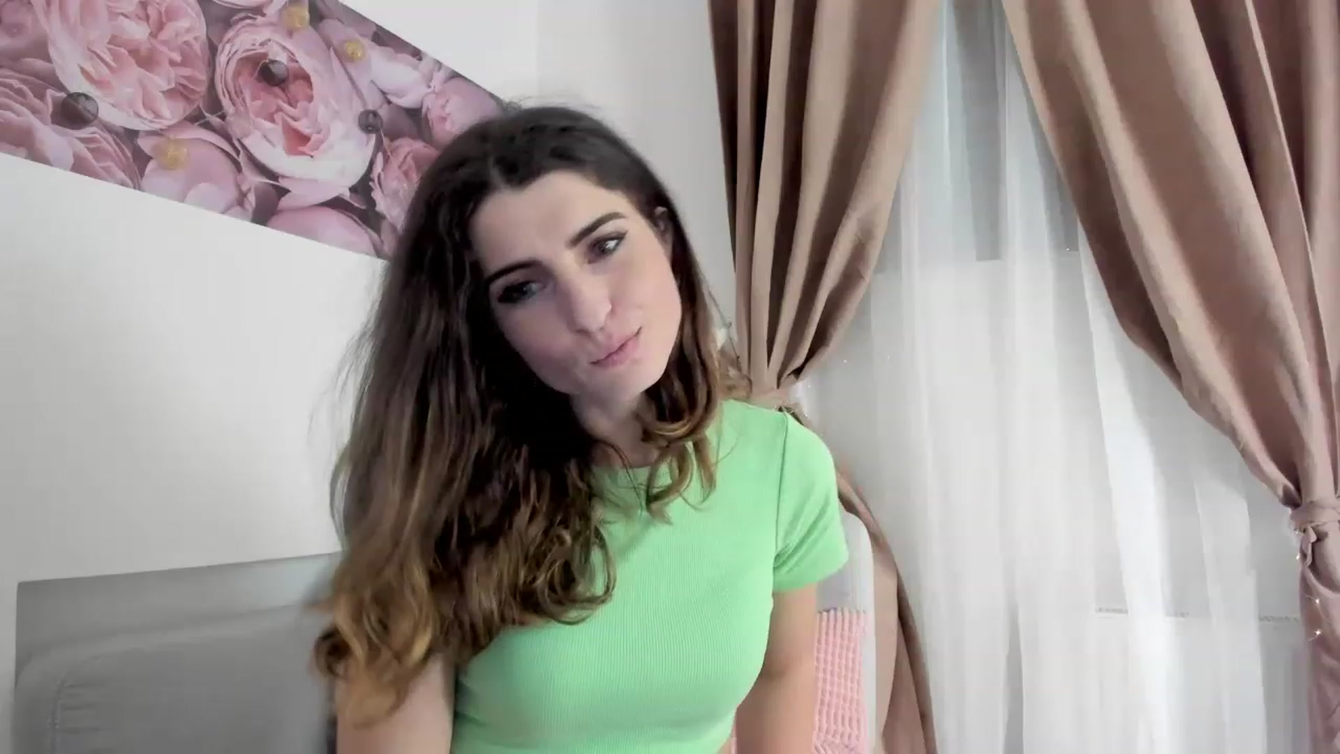Gallery image thumbnail from EVA__LOVIA_'s myfreecams stream on, 12/05/2022, 17:25 image 13 of 20