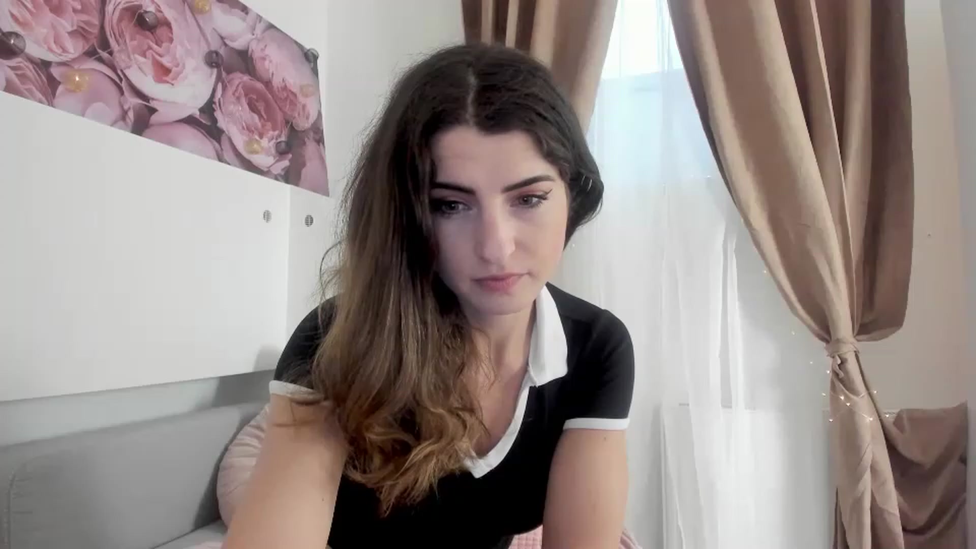 Gallery image thumbnail from EVA__LOVIA_'s myfreecams stream on, 12/07/2022, 10:10 image 1 of 20