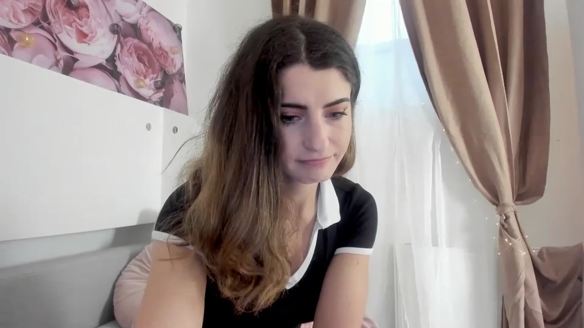 Gallery image thumbnail from EVA__LOVIA_'s myfreecams stream on, 12/07/2022, 10:10 image 3 of 20