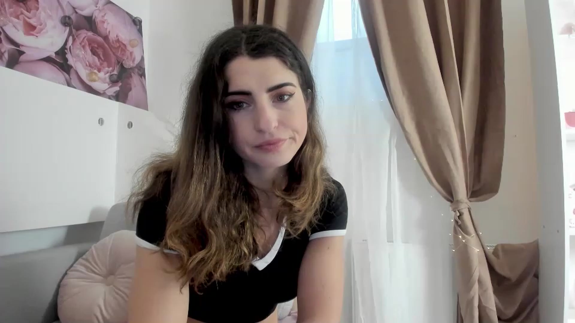 Gallery image thumbnail from EVA__LOVIA_'s myfreecams stream on, 12/07/2022, 10:10 image 11 of 20