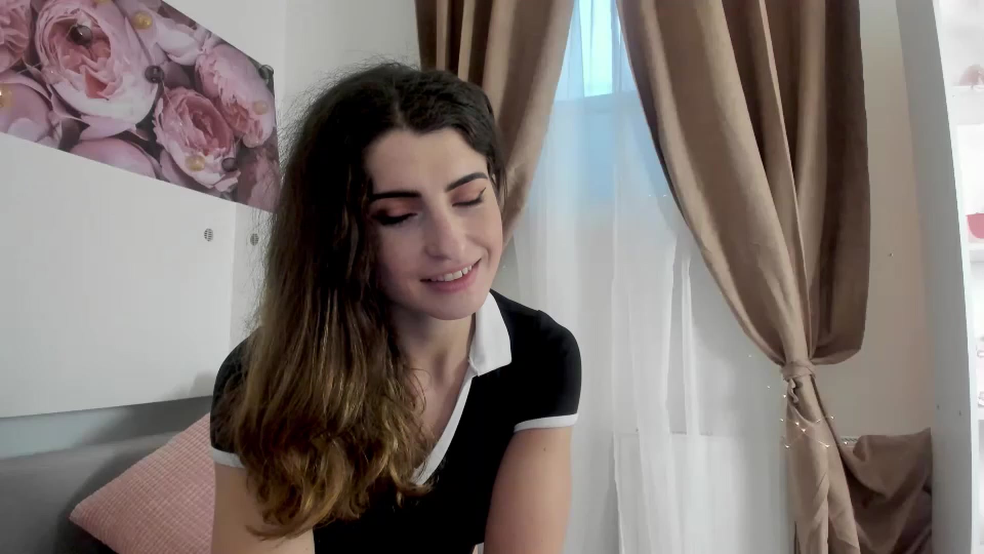 Gallery image thumbnail from EVA__LOVIA_'s myfreecams stream on, 12/07/2022, 13:36 image 3 of 20