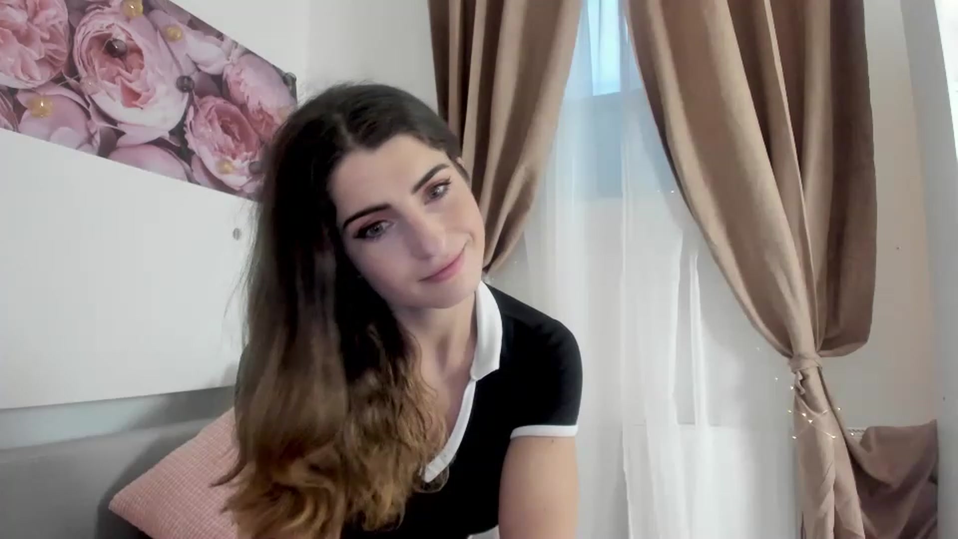 Gallery image thumbnail from EVA__LOVIA_'s myfreecams stream on, 12/07/2022, 14:00 image 10 of 20