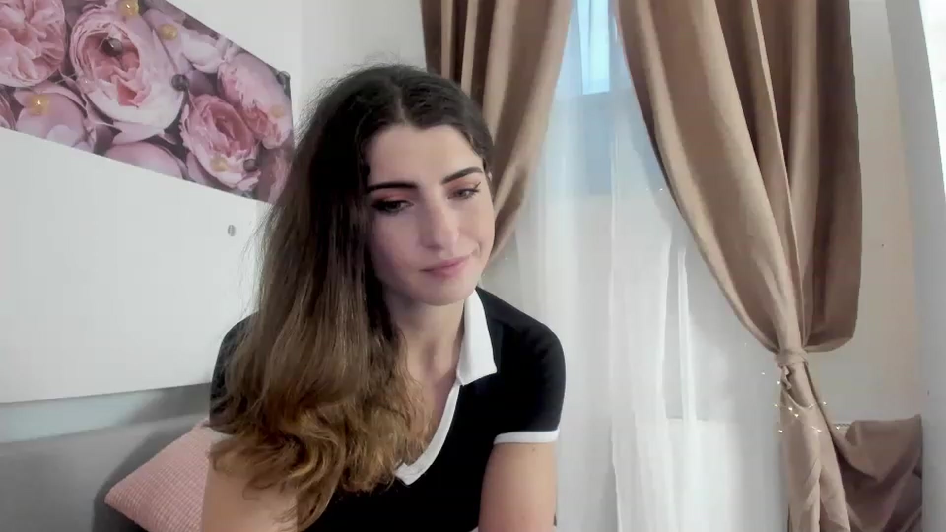 Gallery image thumbnail from EVA__LOVIA_'s myfreecams stream on, 12/07/2022, 14:00 image 20 of 20