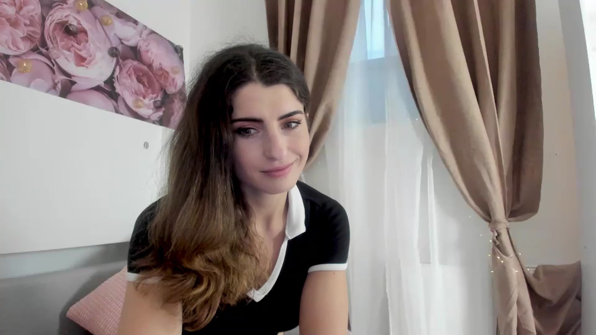 Gallery image thumbnail from EVA__LOVIA_'s myfreecams stream on, 12/07/2022, 14:00 image 16 of 20